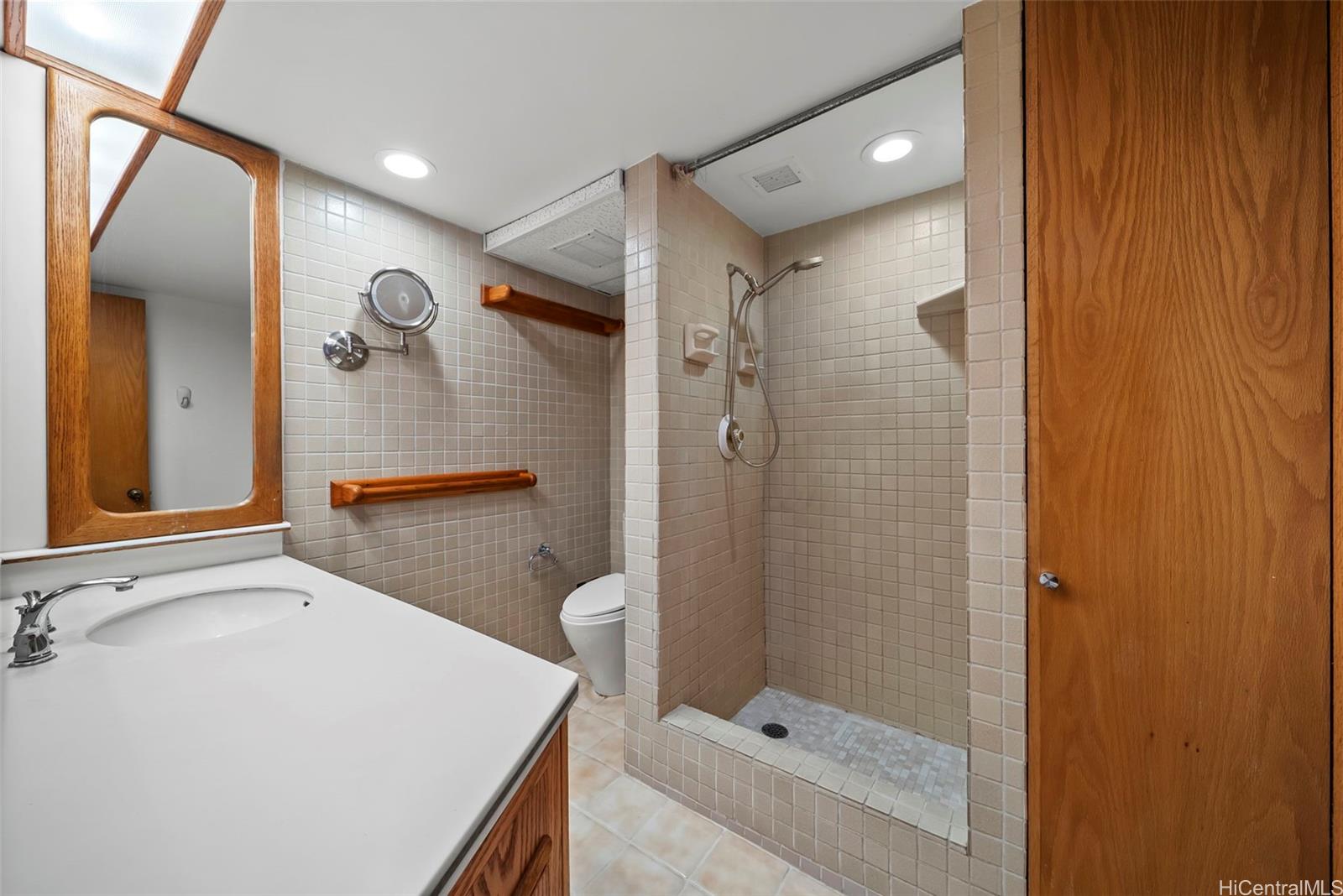 Contessa condo # 403, Honolulu, Hawaii - photo 13 of 25