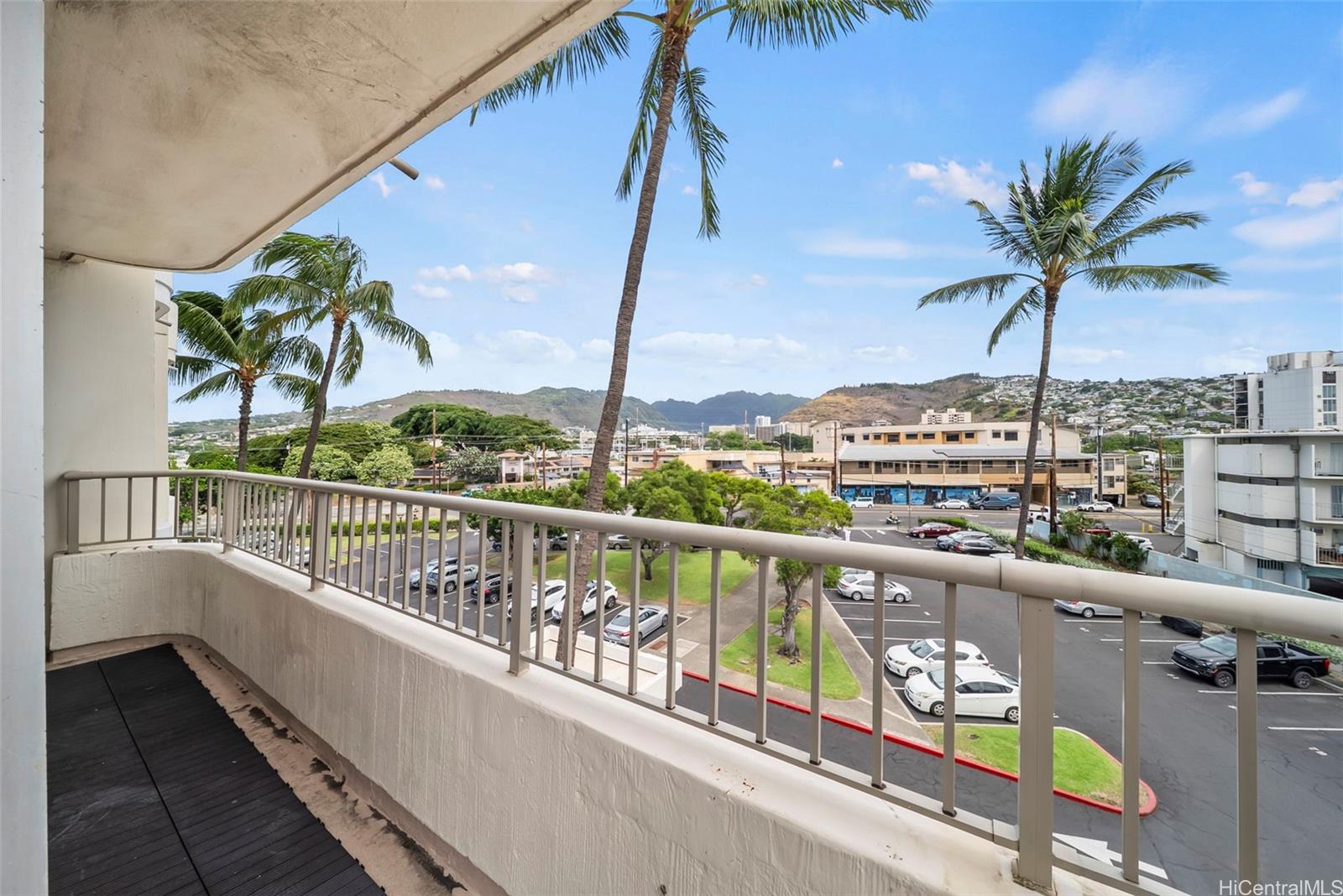 Contessa condo # 403, Honolulu, Hawaii - photo 22 of 25