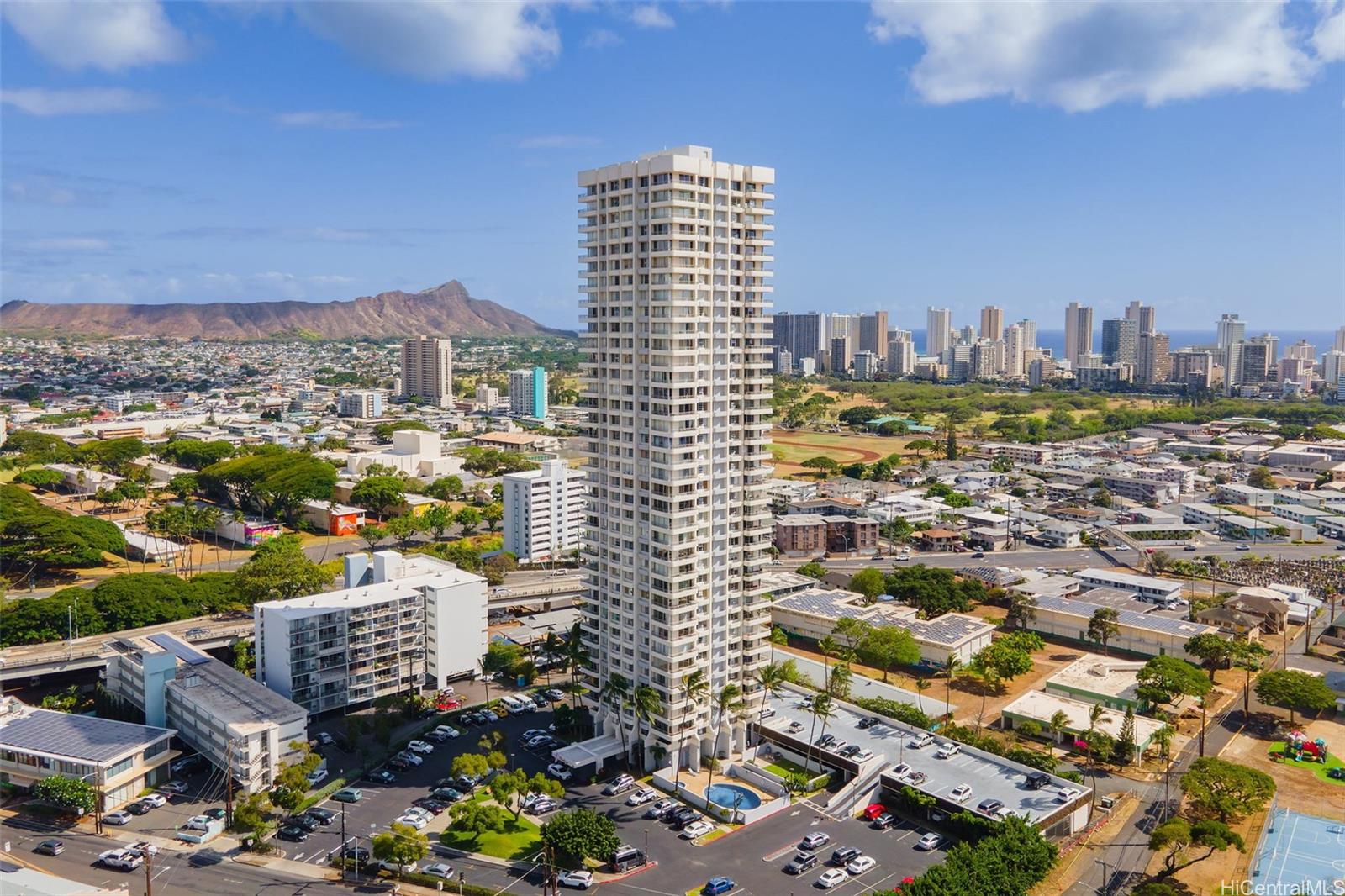 Contessa condo # 403, Honolulu, Hawaii - photo 23 of 25