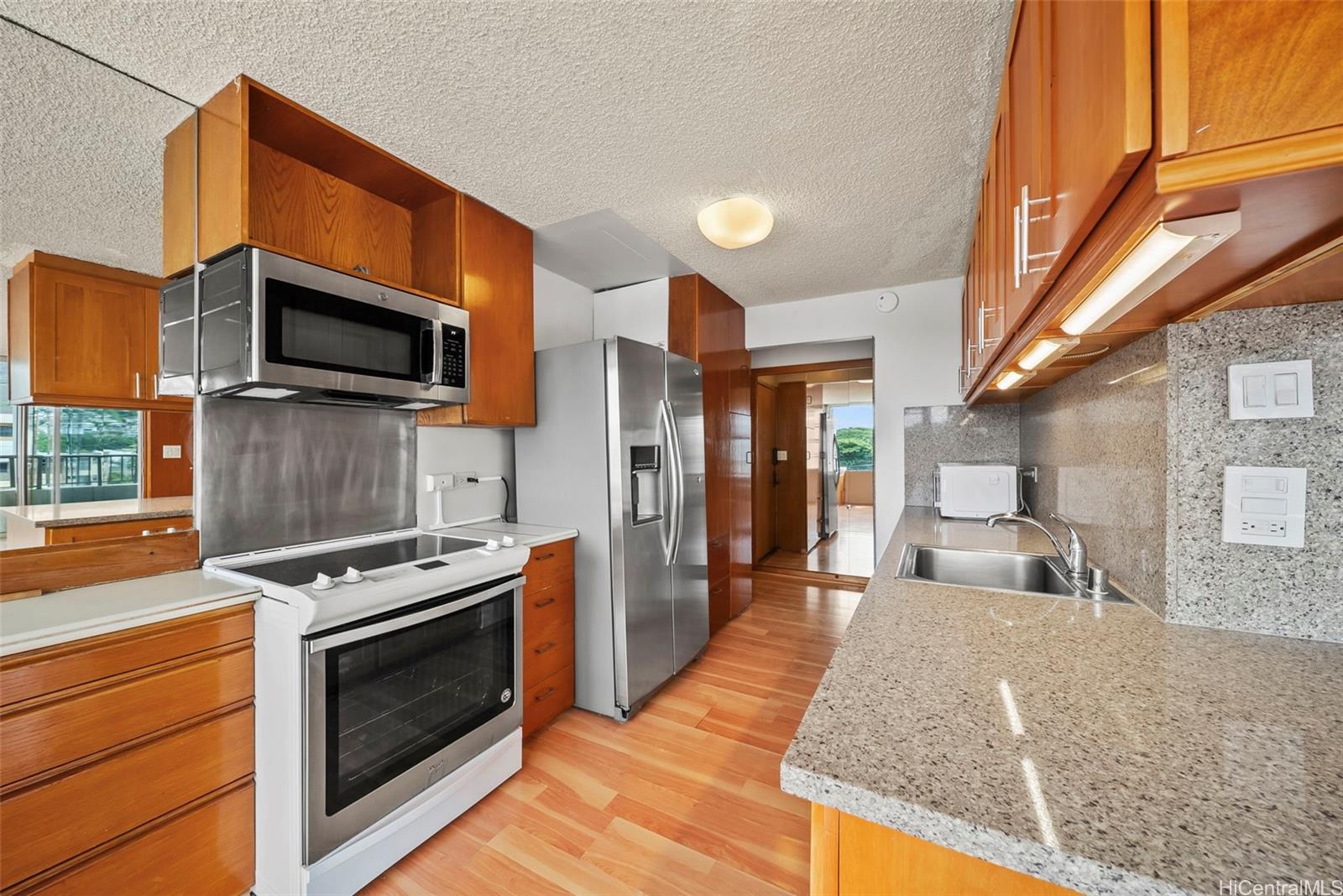 Contessa condo # 403, Honolulu, Hawaii - photo 5 of 25