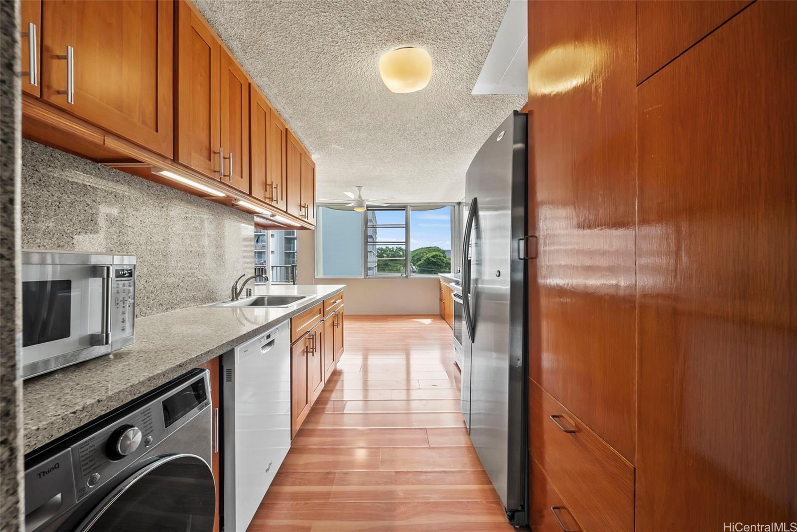 Contessa condo # 403, Honolulu, Hawaii - photo 7 of 25