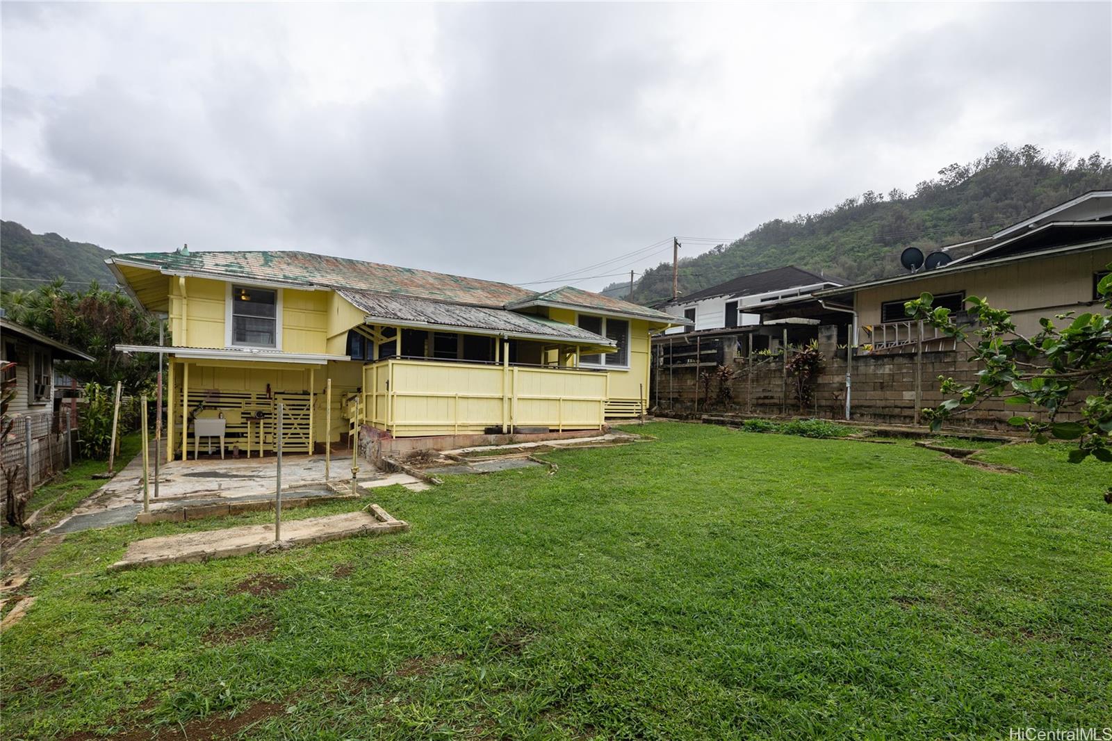 2826  Numana Rd Kalihi Valley, Honolulu home - photo 20 of 22
