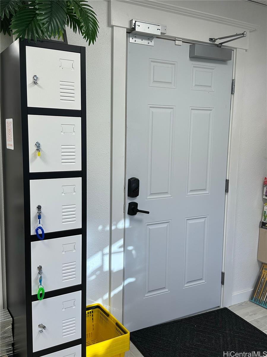 2830 Kaonawai Pl Honolulu Oahu commercial real estate photo16 of 21