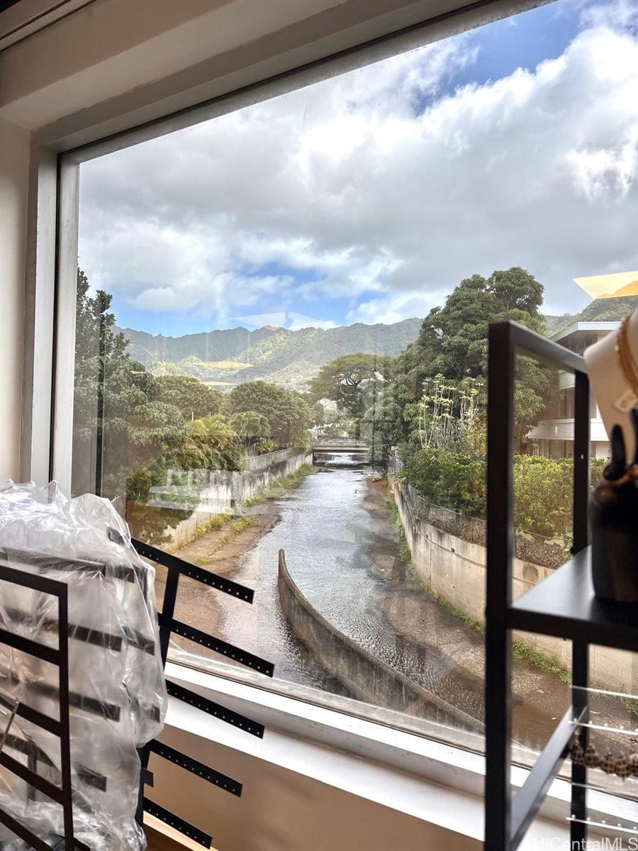 2830 Kaonawai Pl Honolulu Oahu commercial real estate photo7 of 21