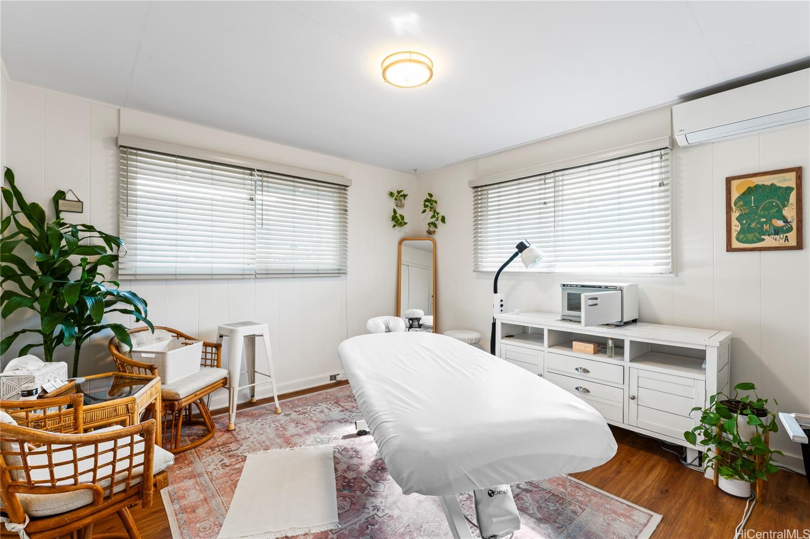 2845 Lowrey Ave Honolulu Oahu commercial real estate photo13 of 15