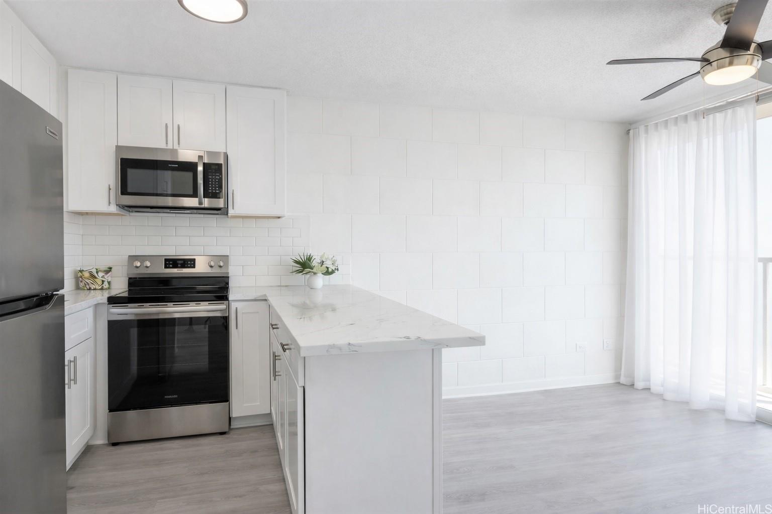 Waialae Pl condo # 306, Honolulu, Hawaii - photo 3 of 17