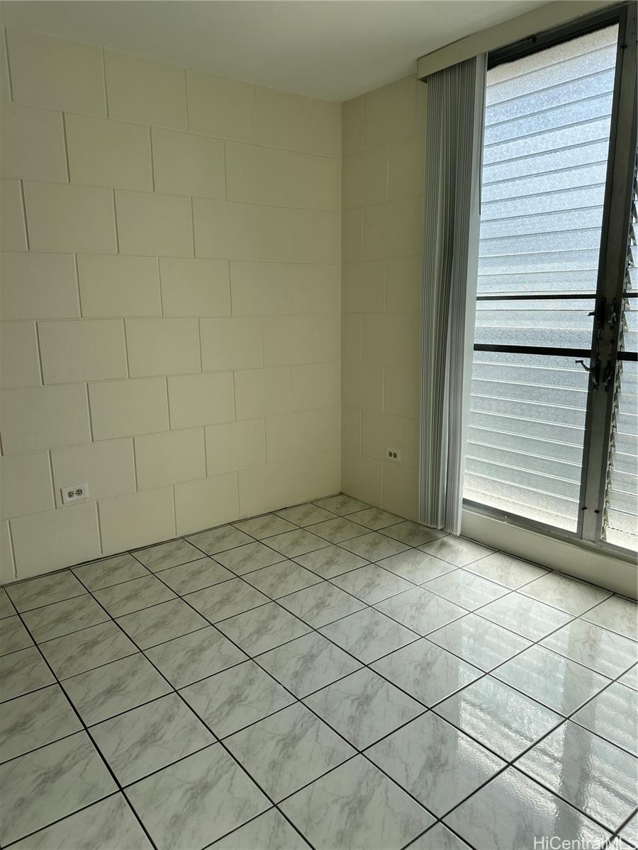 Waialae Pl condo # 504, Honolulu, Hawaii - photo 14 of 18