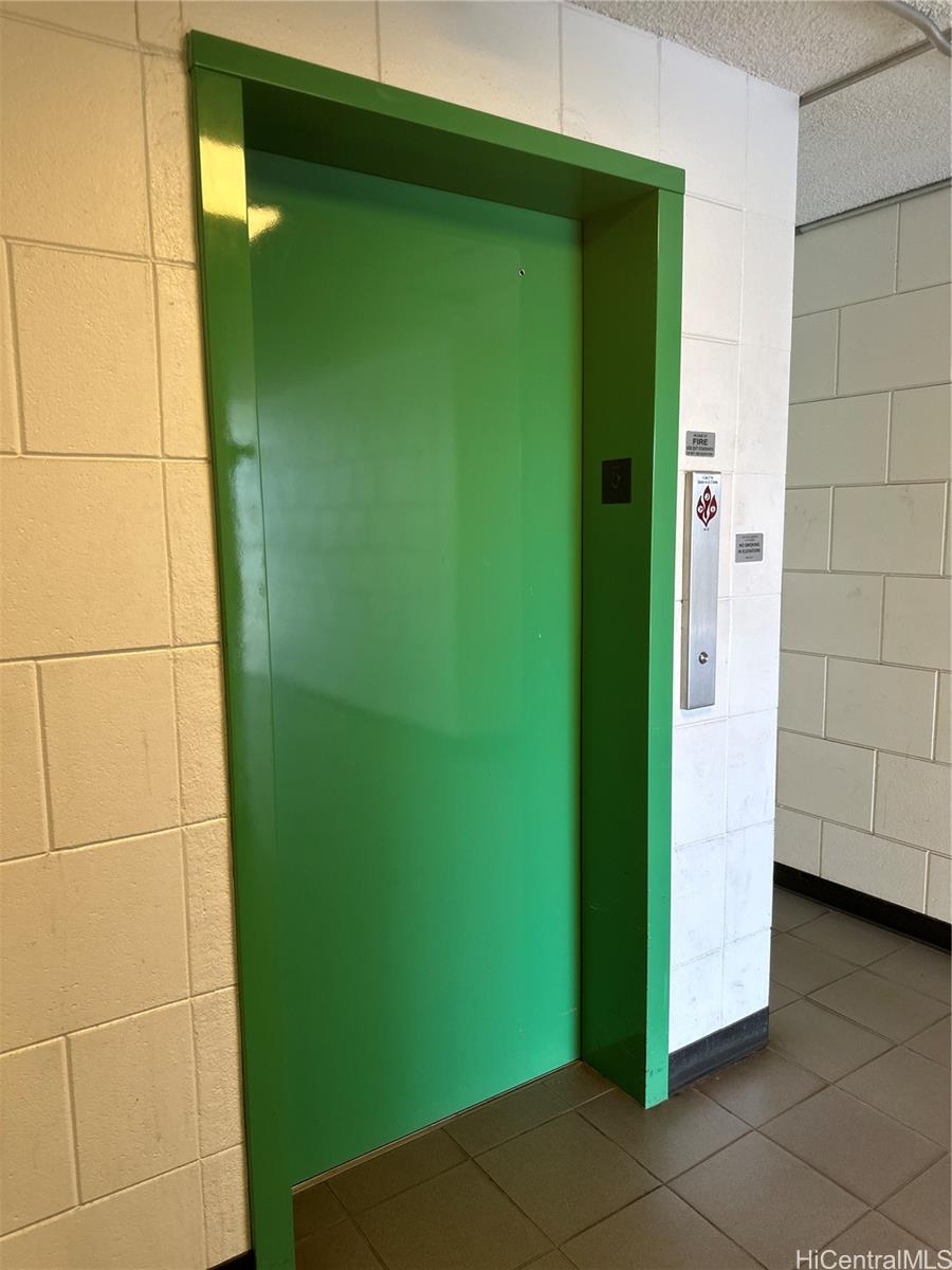 Waialae Pl condo # 504, Honolulu, Hawaii - photo 16 of 18