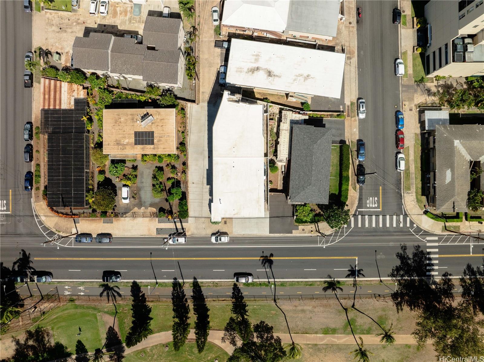 2848 Date Street Honolulu - Multi-family - photo 2 of 8