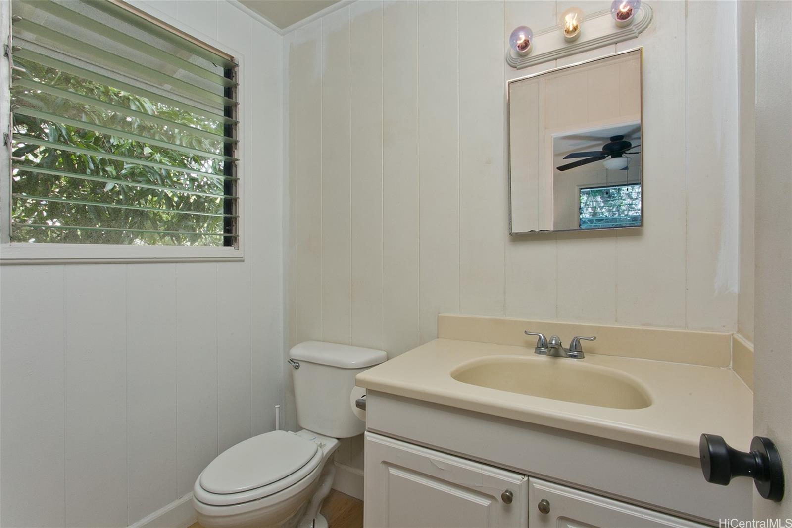 284A  Moomuku Place Kuliouou, Diamond Head home - photo 13 of 24