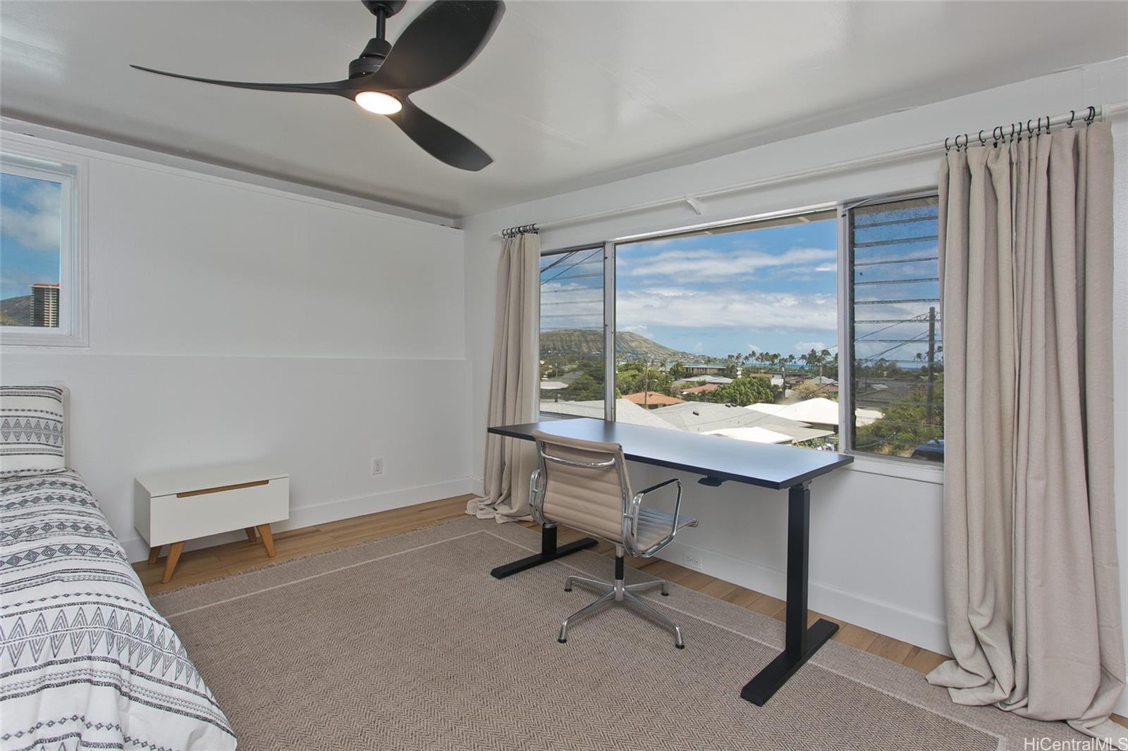 284A  Moomuku Place Kuliouou, Diamond Head home - photo 20 of 24