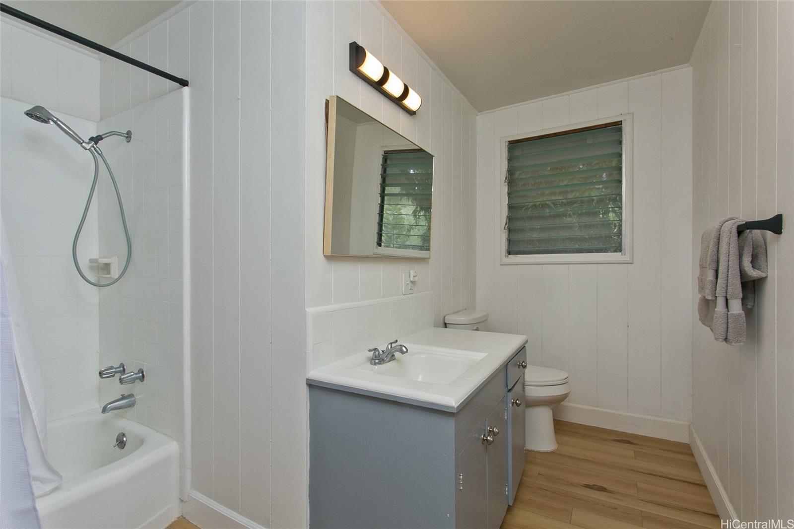 284A  Moomuku Place Kuliouou, Diamond Head home - photo 10 of 24