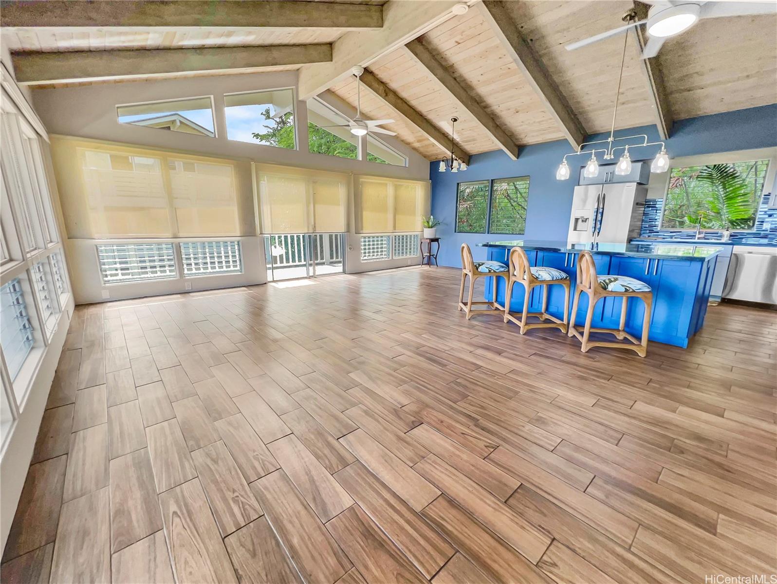 285  Ilikaa Place Aikahi Park, Kailua home - photo 2 of 24