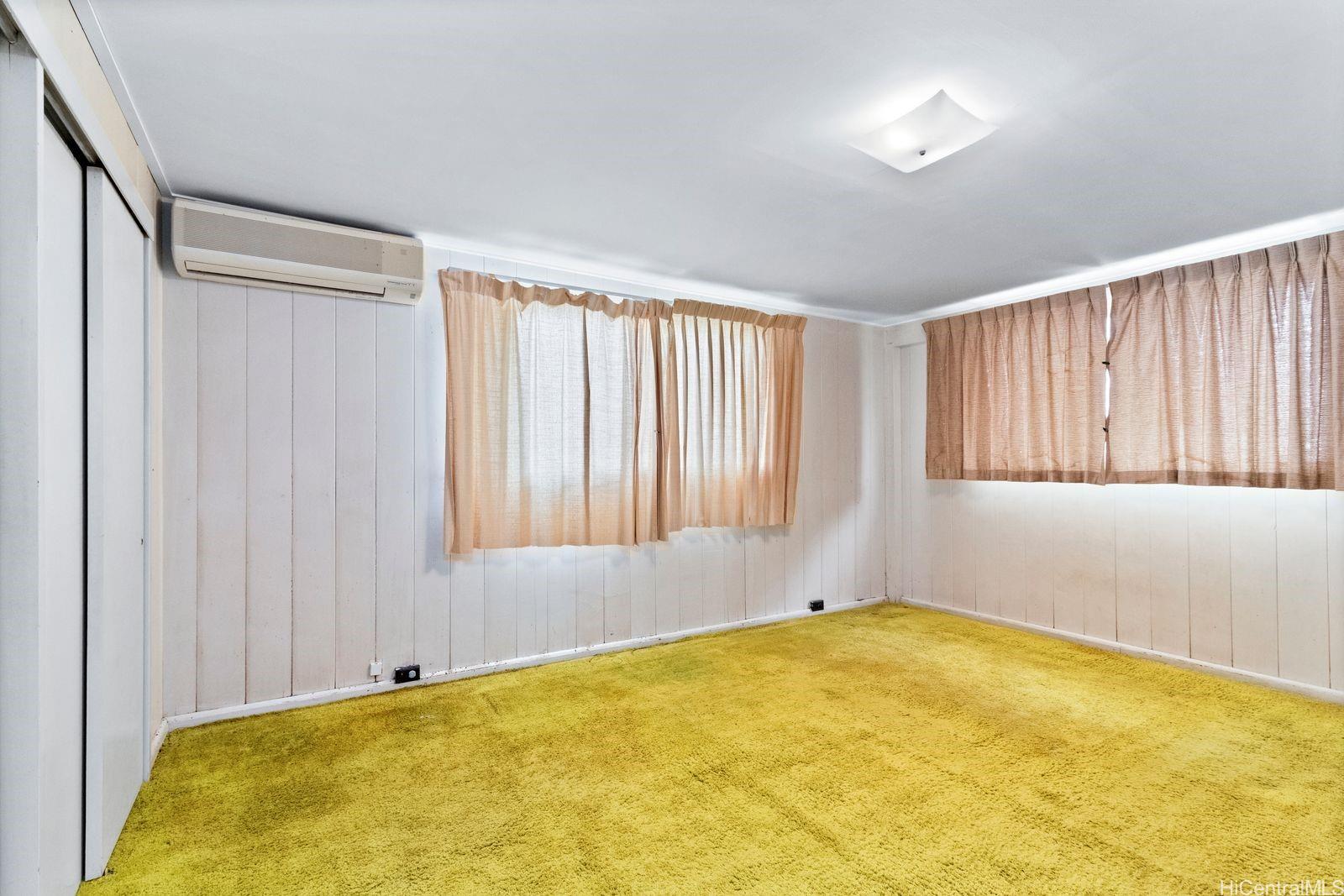 286  Hoomalu St Pearl City-upper, PearlCity home - photo 4 of 9