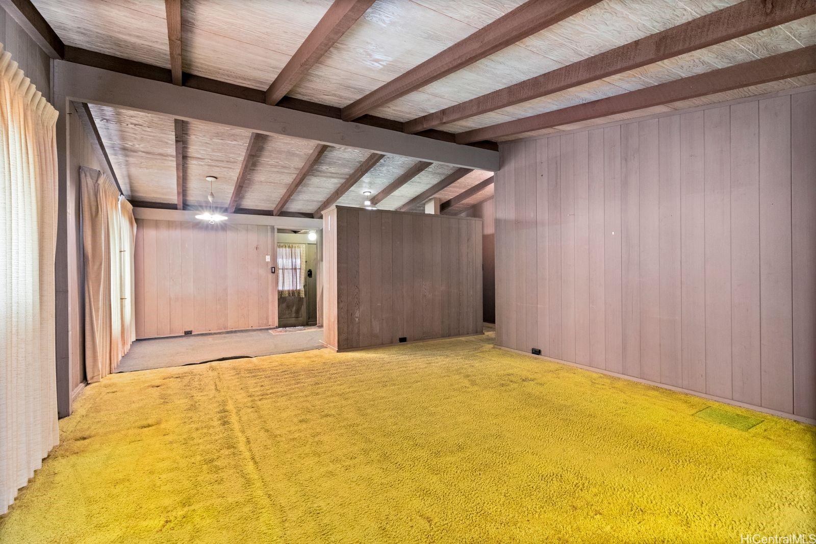 286  Hoomalu St Pearl City-upper, PearlCity home - photo 5 of 9