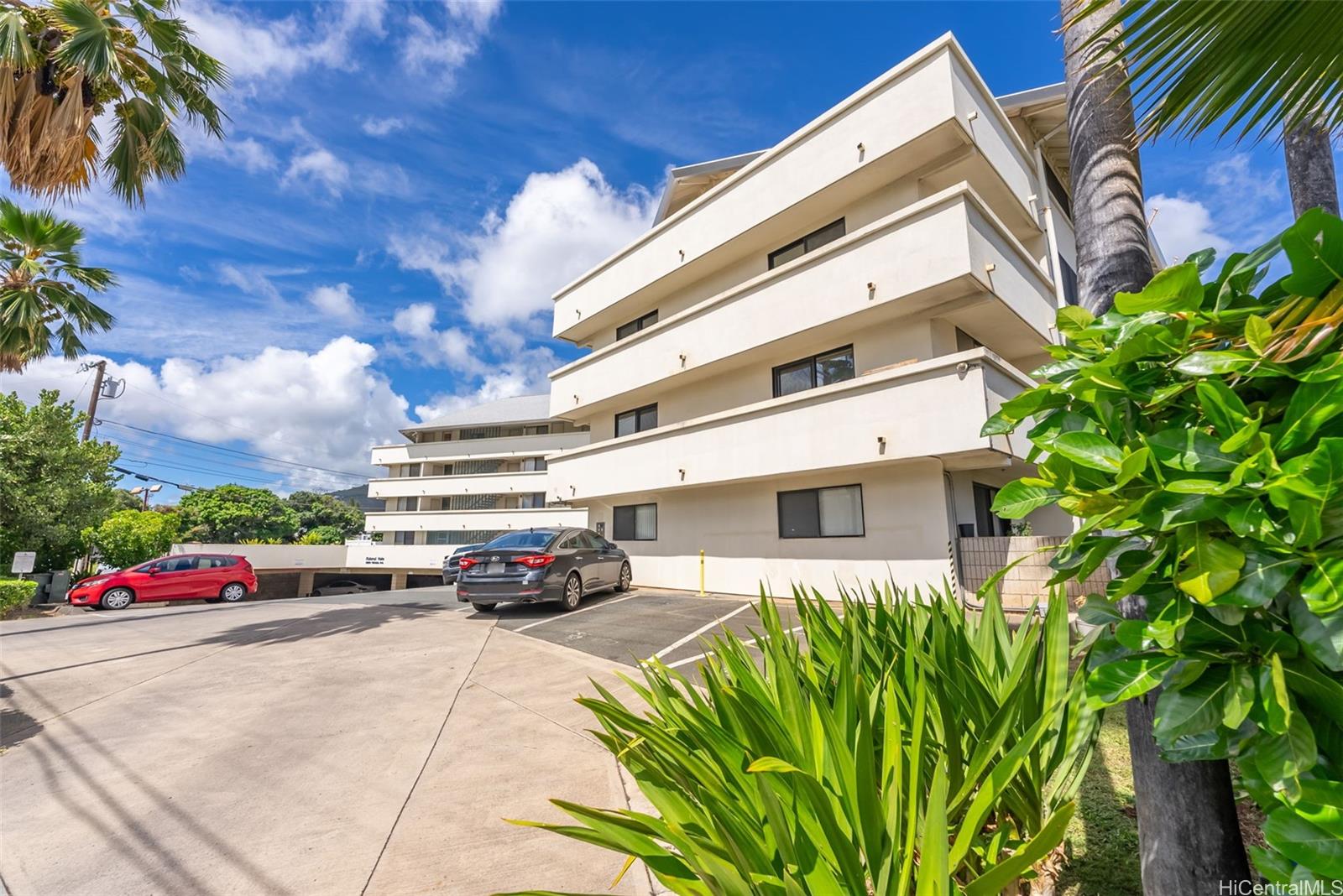 Kulanui Hale condo # 114, Honolulu, Hawaii - photo 2 of 22