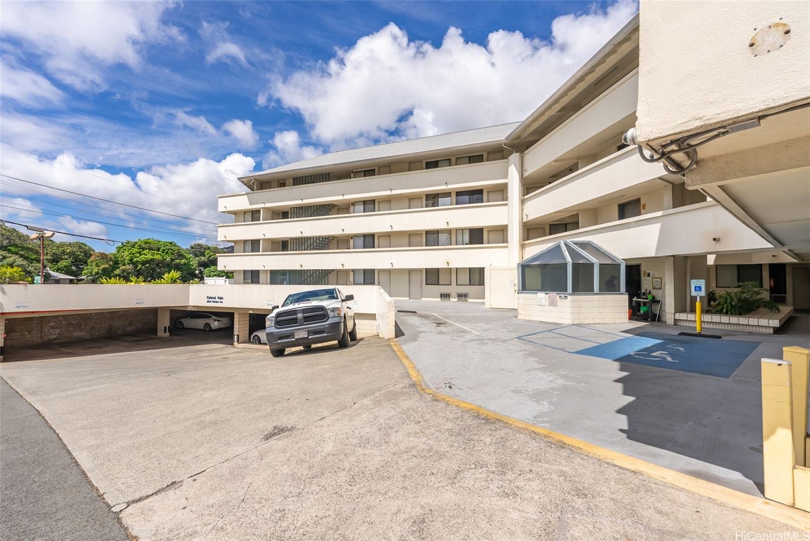 Kulanui Hale condo # 114, Honolulu, Hawaii - photo 17 of 22