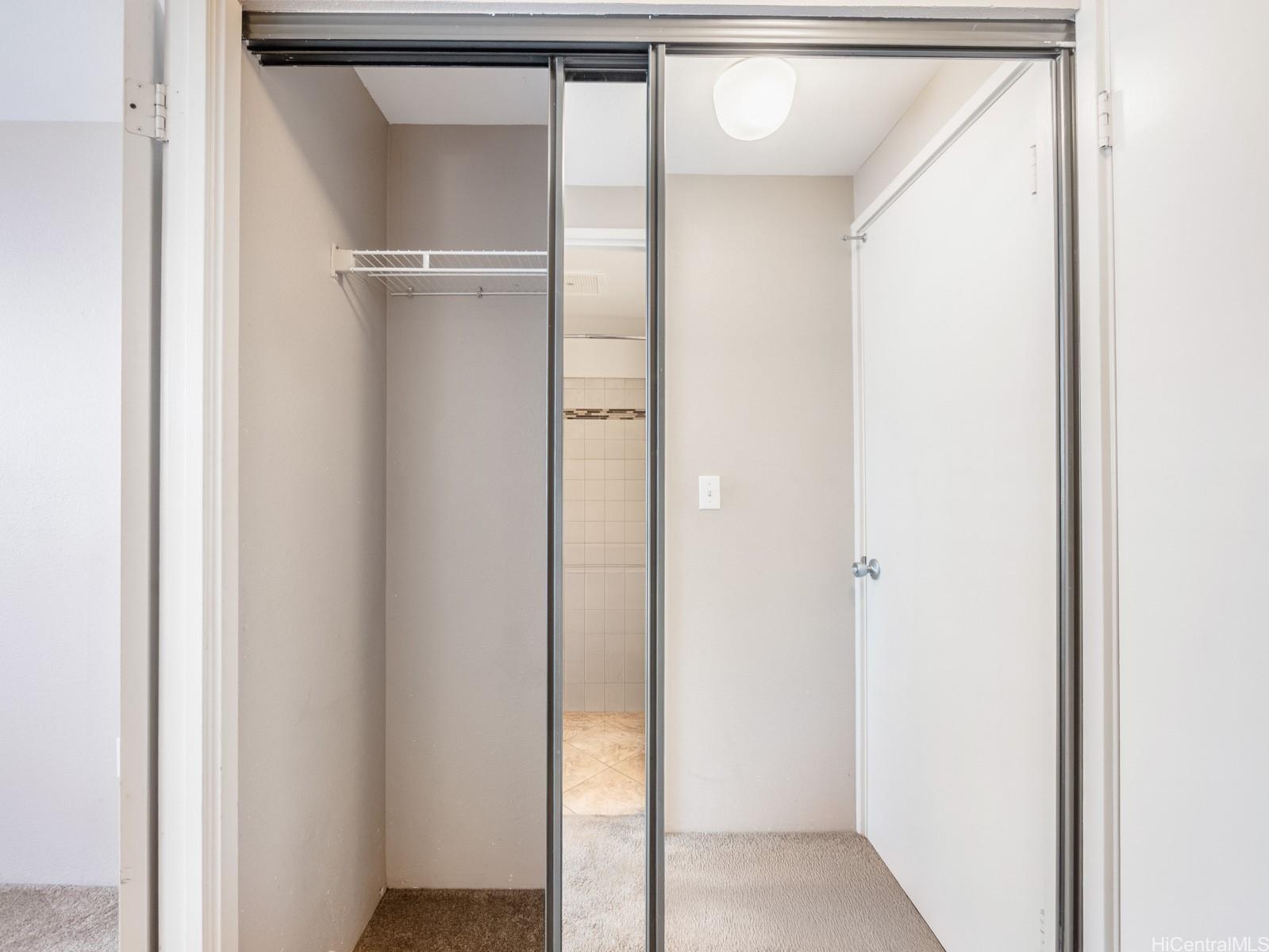 Kulanui Hale condo # 115, Honolulu, Hawaii - photo 9 of 17