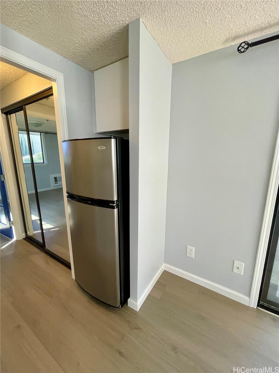 Kulanui Hale condo # 218, Honolulu, Hawaii - photo 5 of 18