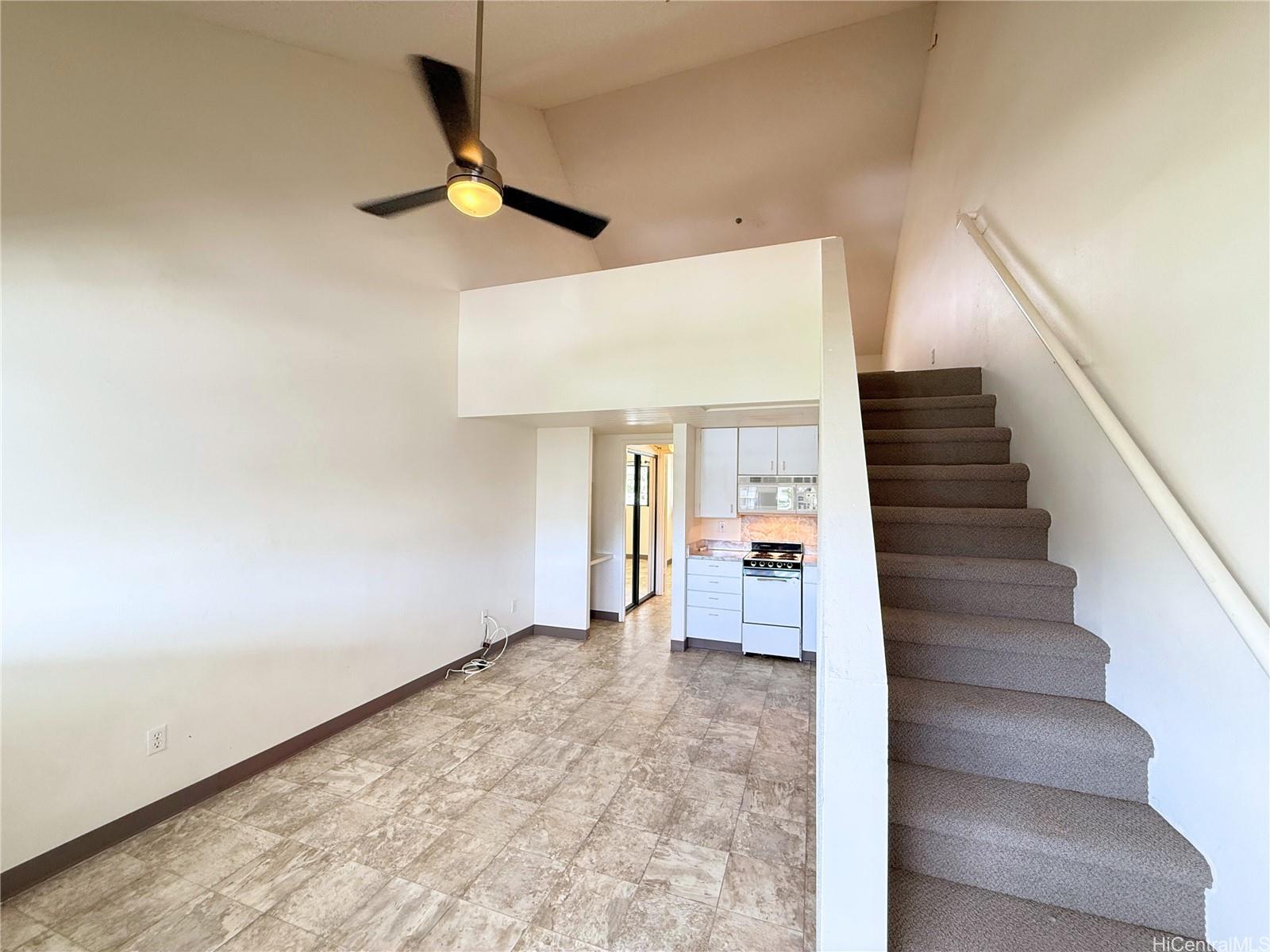 Kulanui Hale condo # 4, Honolulu, Hawaii - photo 2 of 16