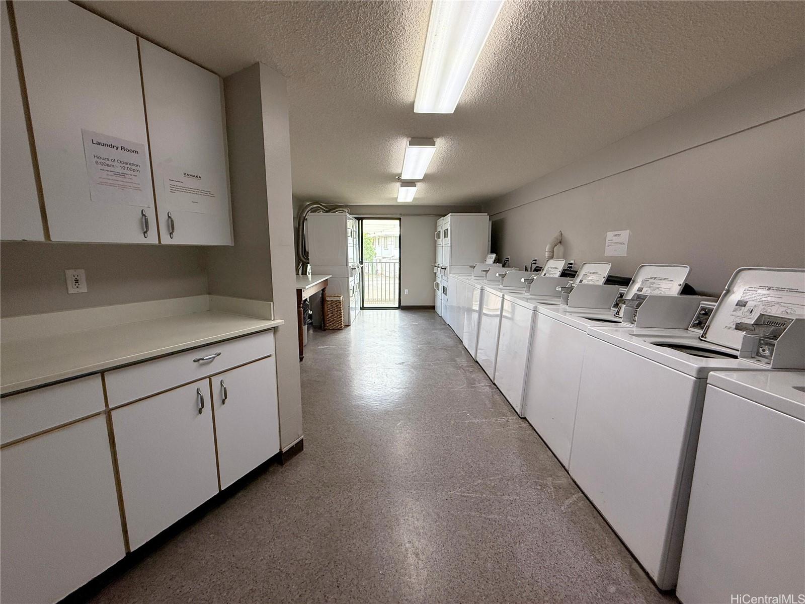 Kulanui Hale condo # 4, Honolulu, Hawaii - photo 13 of 16