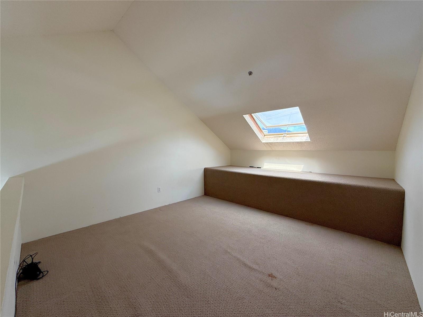 Kulanui Hale condo # 4, Honolulu, Hawaii - photo 9 of 16