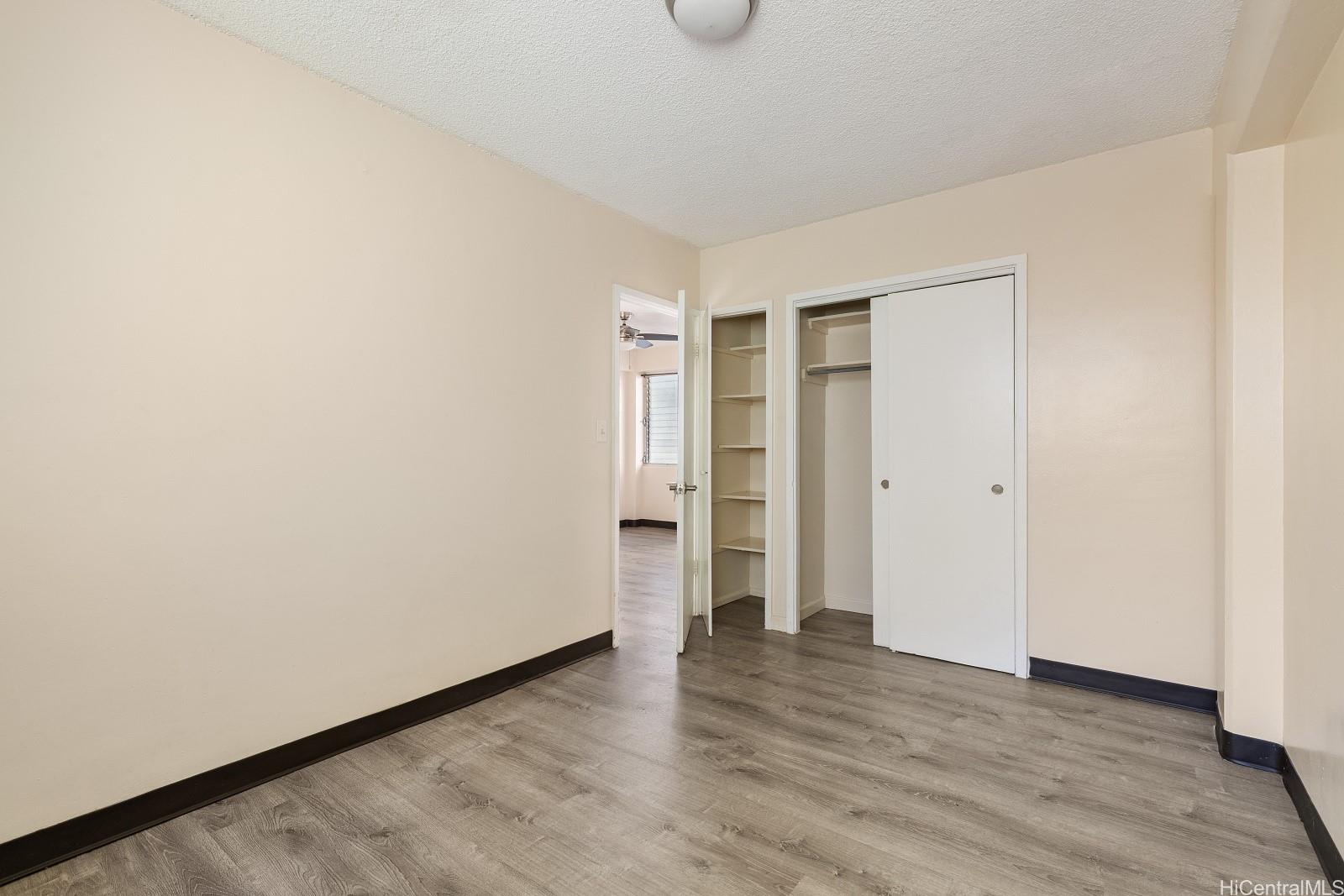 287 Wai Nani Way Honolulu - Multi-family - photo 17 of 25