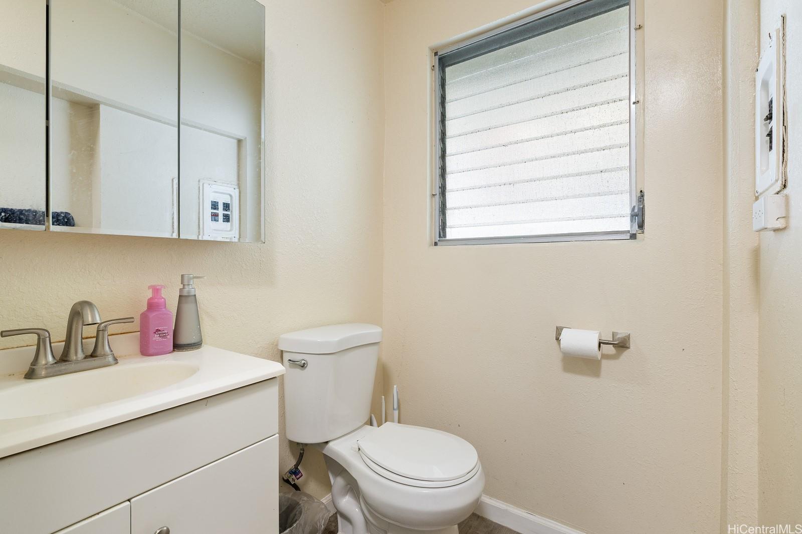 287 Wai Nani Way Honolulu - Multi-family - photo 8 of 25