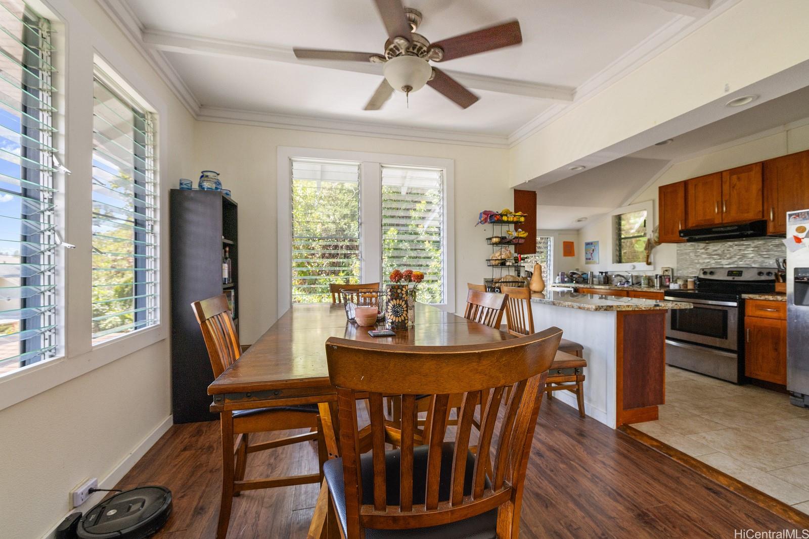 2870 Komaia Place Honolulu - Multi-family - photo 12 of 25