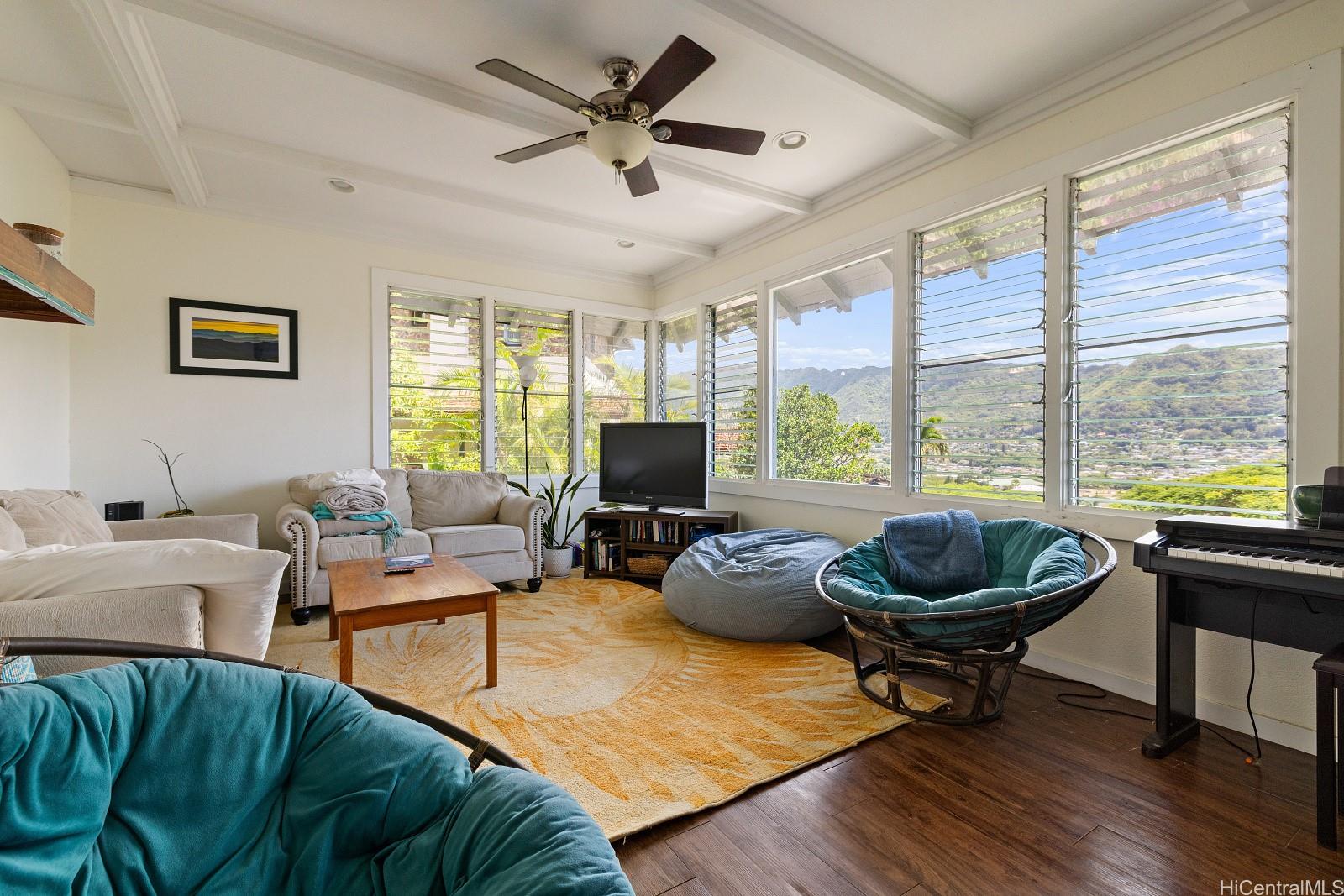 2870 Komaia Place Honolulu - Multi-family - photo 14 of 25