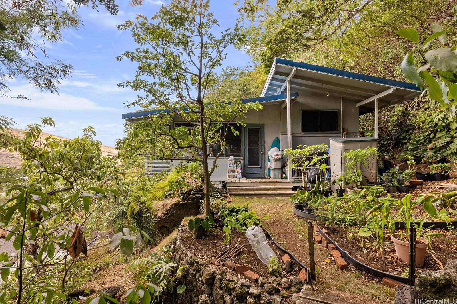 2870  Komaia Place Manoa Area, Honolulu home - photo 14 of 25