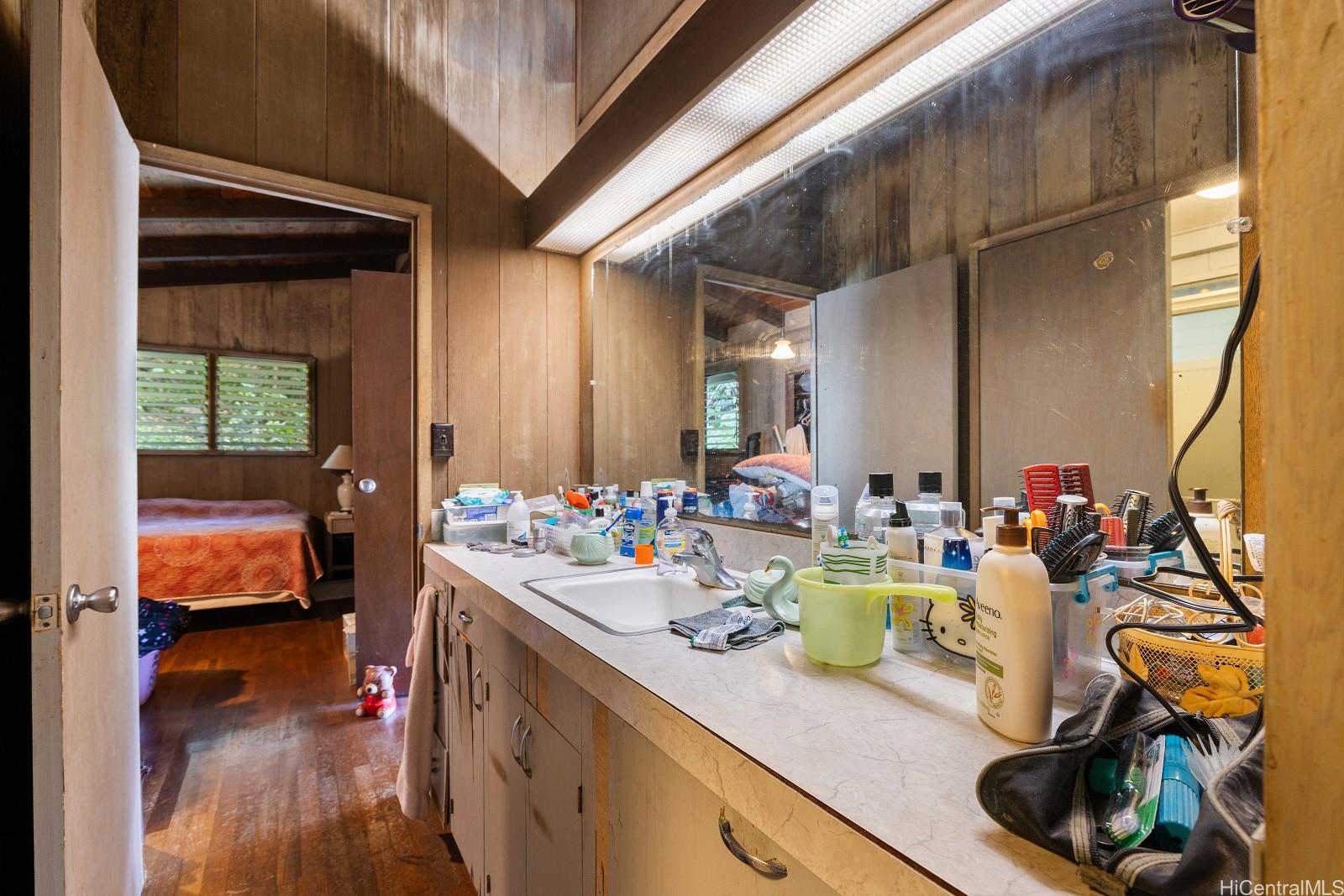 2870  Komaia Place Manoa Area, Honolulu home - photo 17 of 25