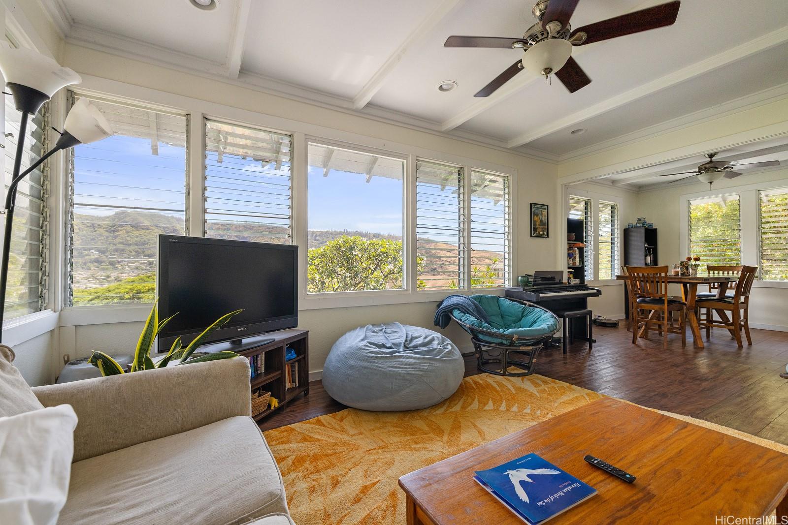 2870  Komaia Place Manoa Area, Honolulu home - photo 9 of 25