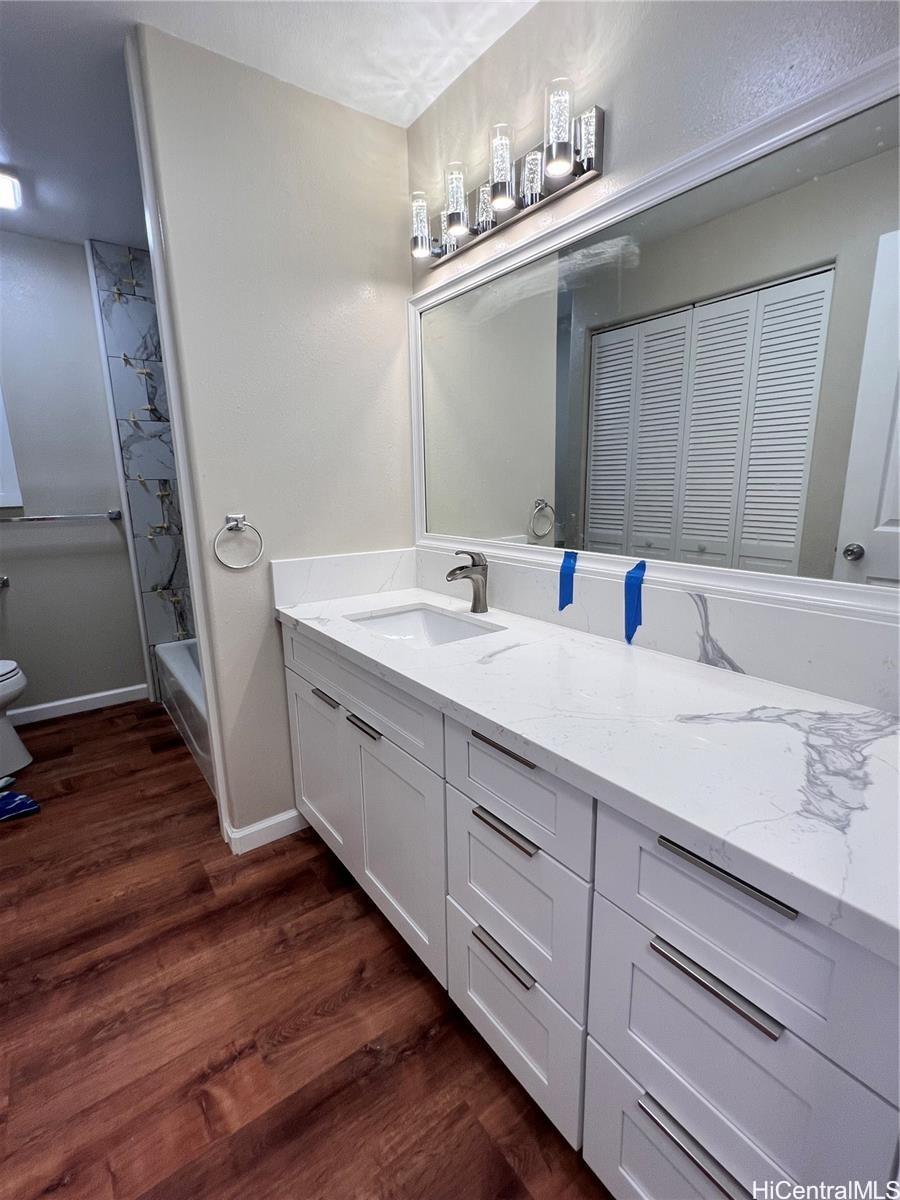 2871  Kalihi Street Kalihi Valley, Honolulu home - photo 2 of 10