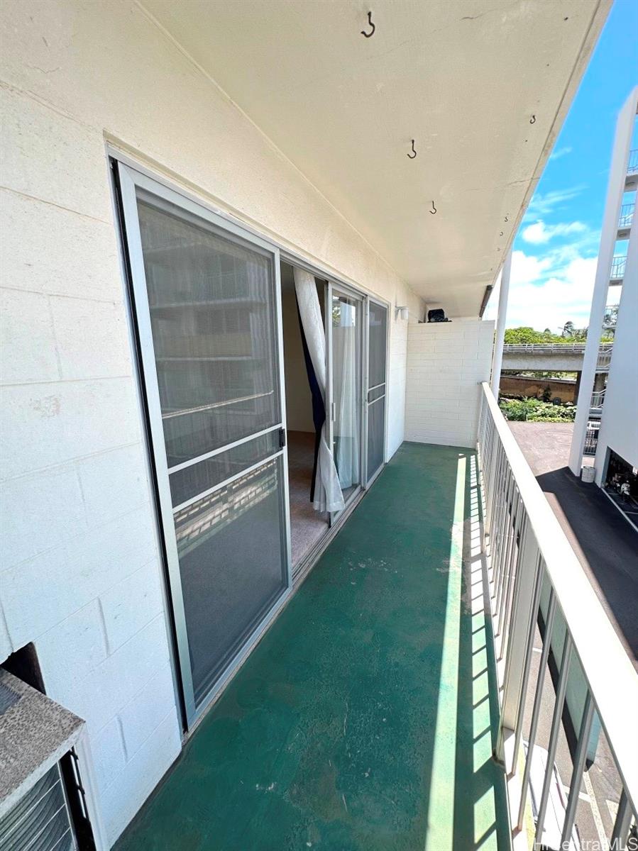 2875 S King St Honolulu - Rental - photo 12 of 15