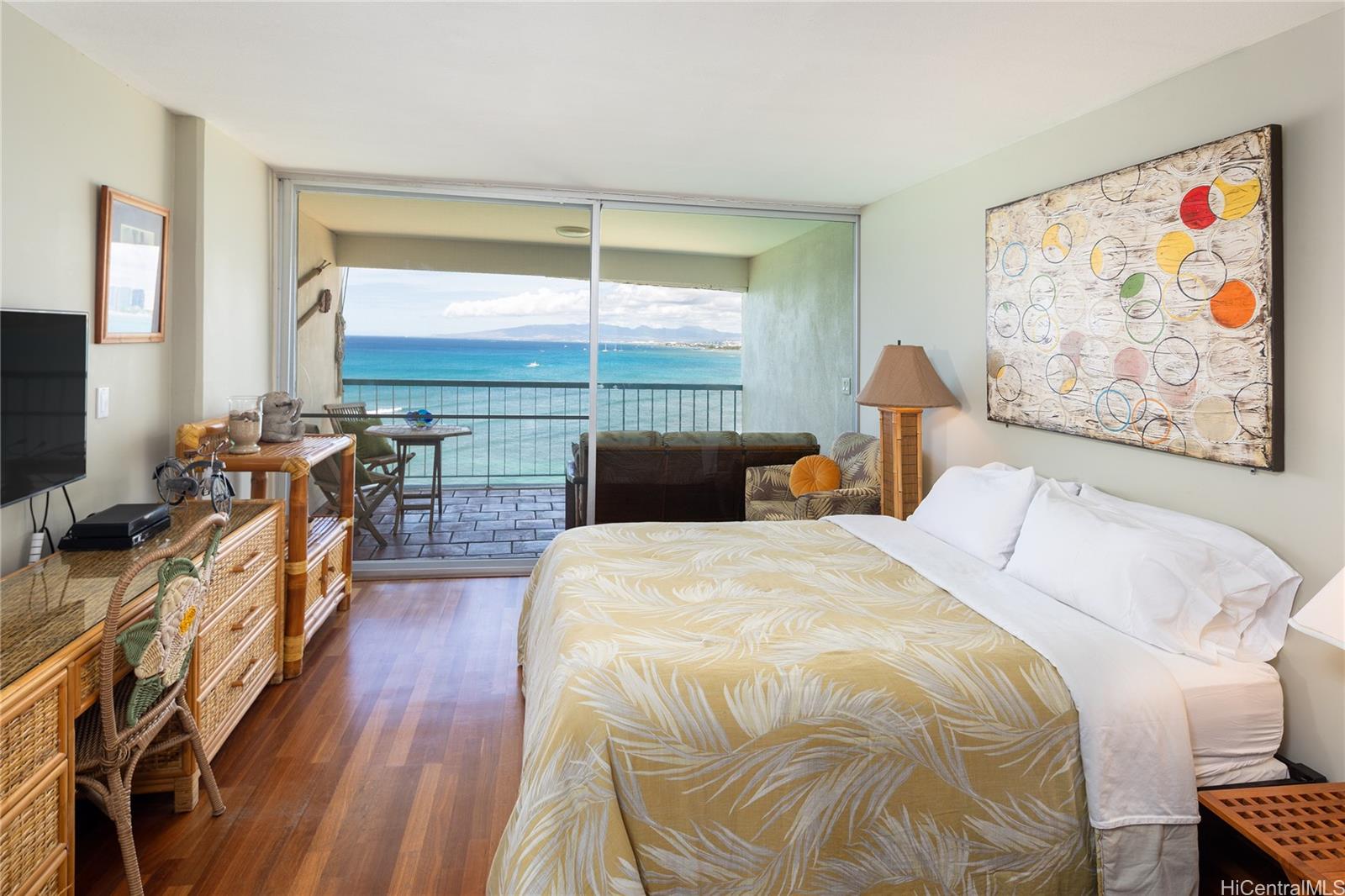 Sans Souci Inc condo # 1106, Honolulu, Hawaii - photo 3 of 25