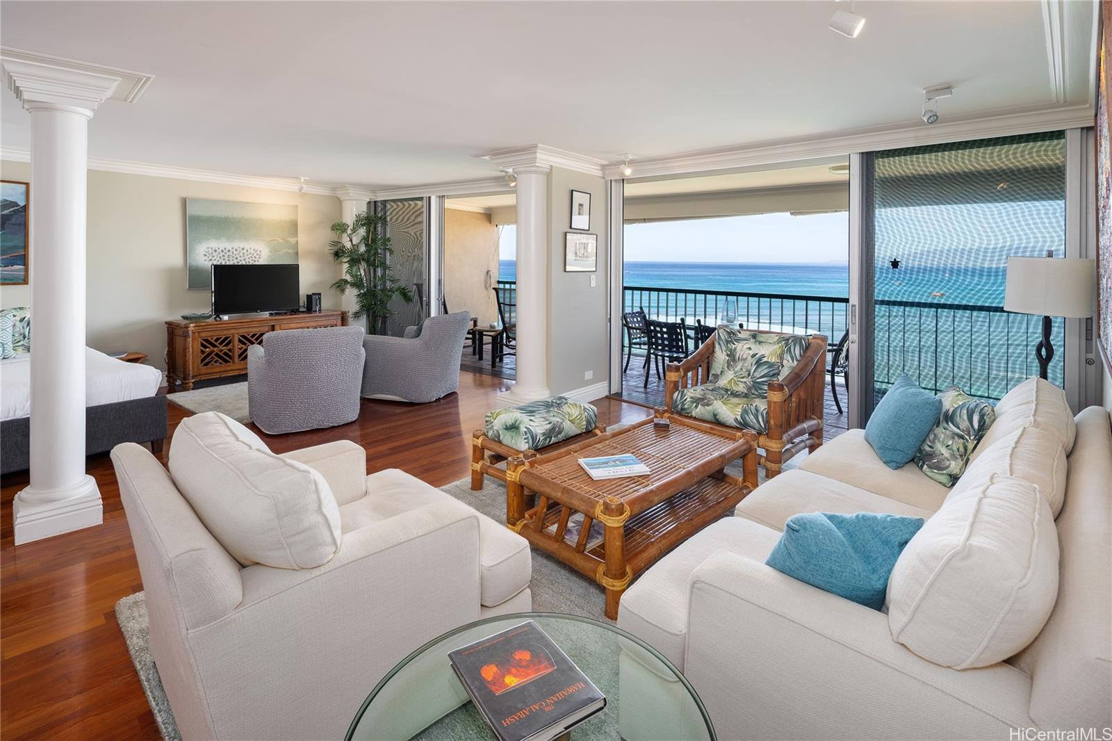 Sans Souci Inc condo # 1107, Honolulu, Hawaii - photo 2 of 25