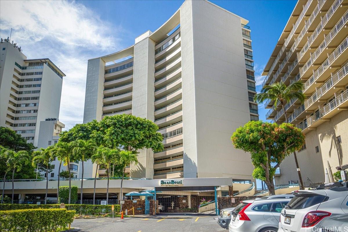 Sans Souci Inc condo # 306, Honolulu, Hawaii - photo 12 of 17