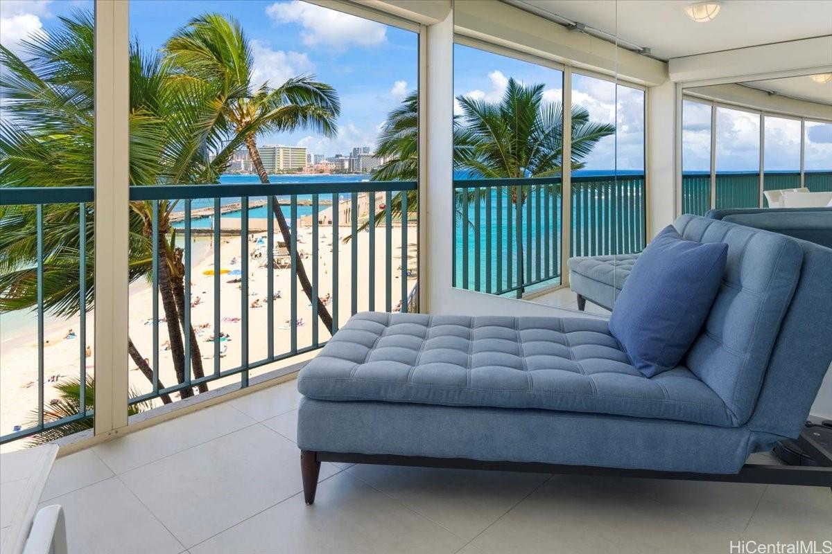 Sans Souci Inc condo # 306, Honolulu, Hawaii - photo 5 of 17