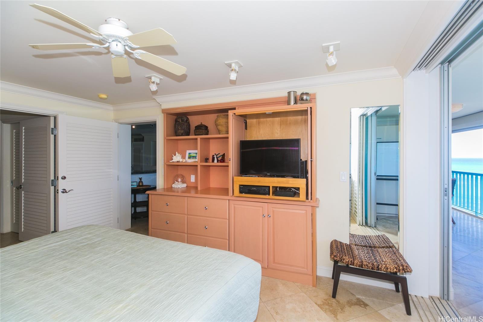 Sans Souci Inc condo # 505/506, Honolulu, Hawaii - photo 12 of 23