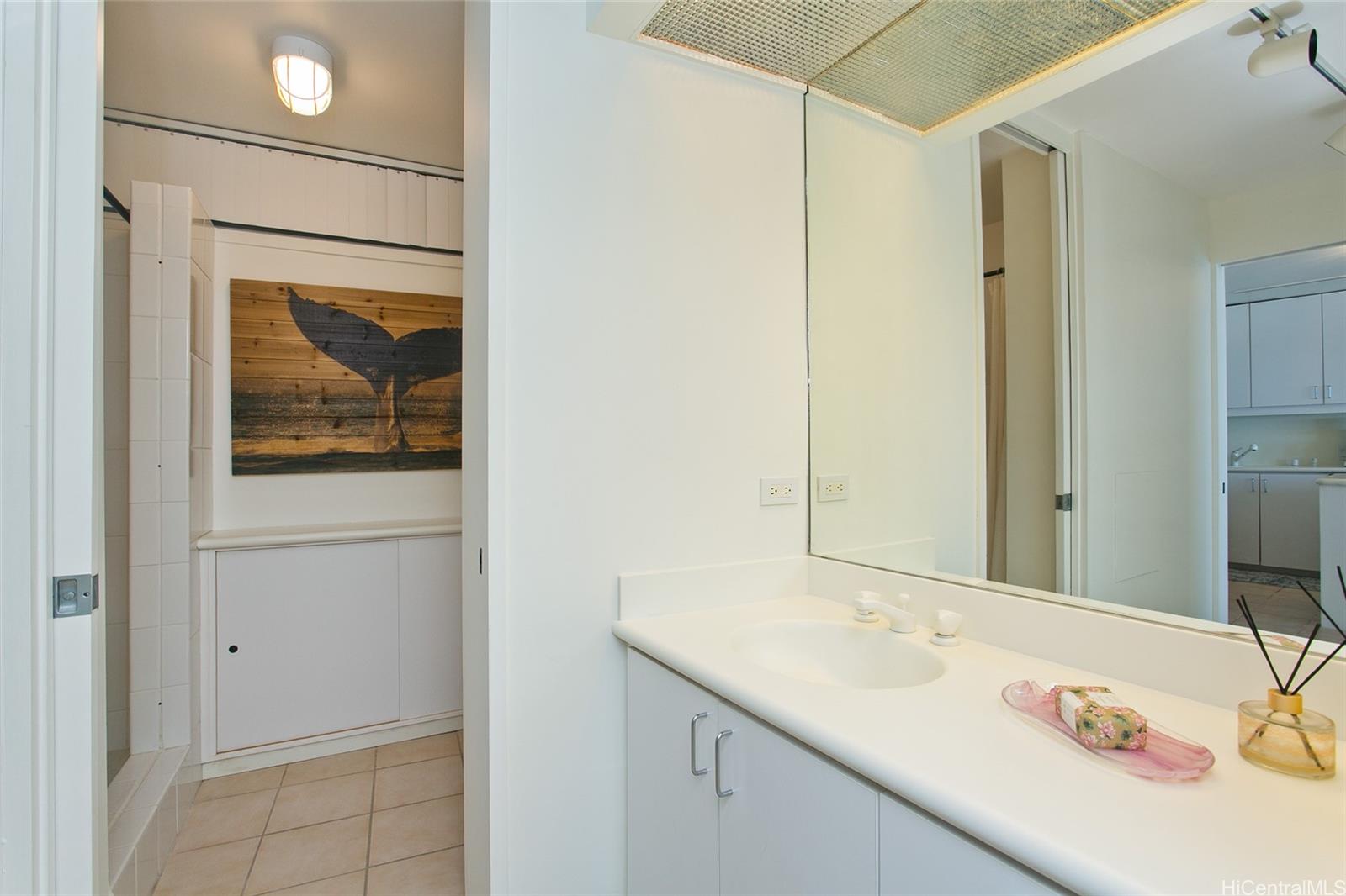 Sans Souci Inc condo # 601, 602, Honolulu, Hawaii - photo 13 of 22