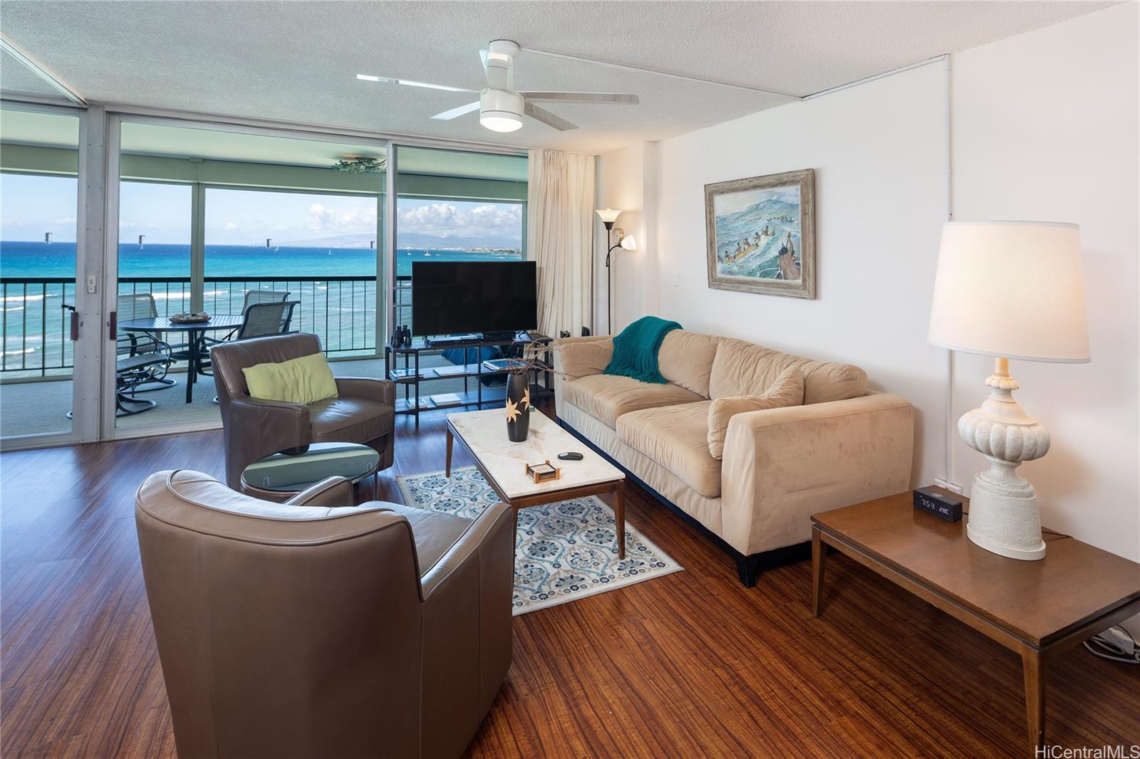 Sans Souci Inc condo # 805, Honolulu, Hawaii - photo 4 of 17