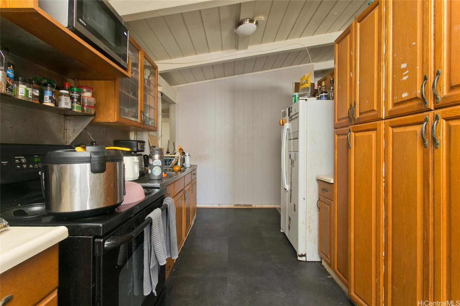 288  Hanakapiai St Koko Head Terrace, Hawaii Kai home - photo 7 of 17