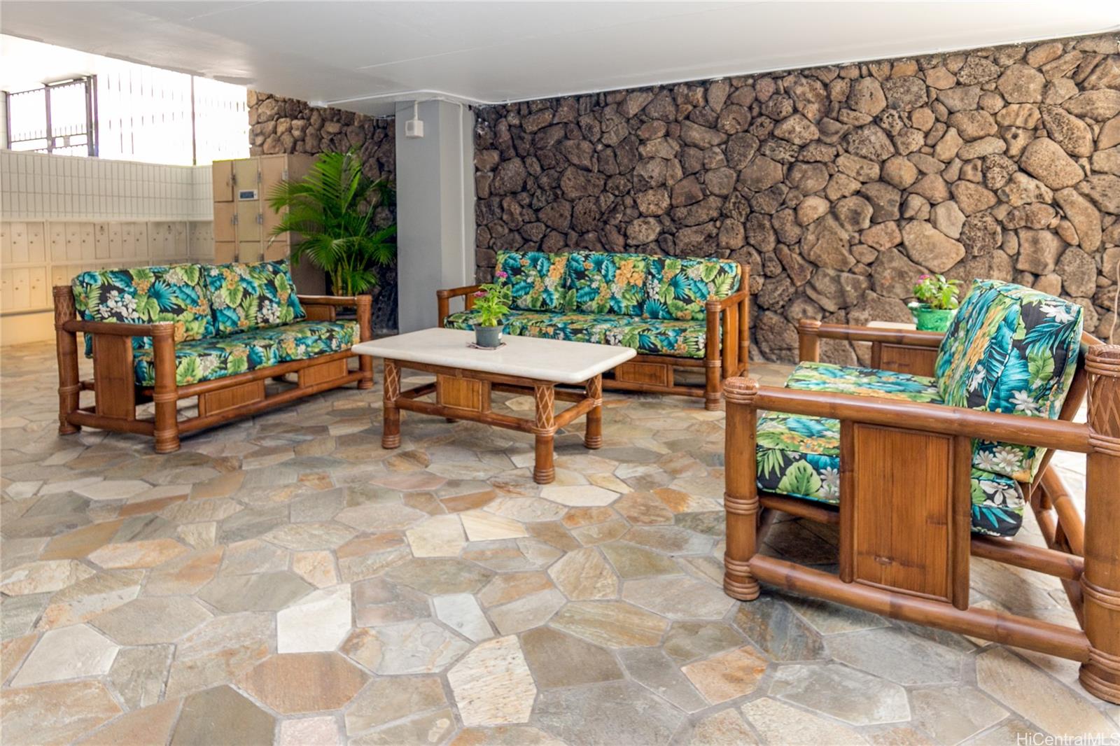 Five Regents condo # 1307, Honolulu, Hawaii - photo 17 of 18