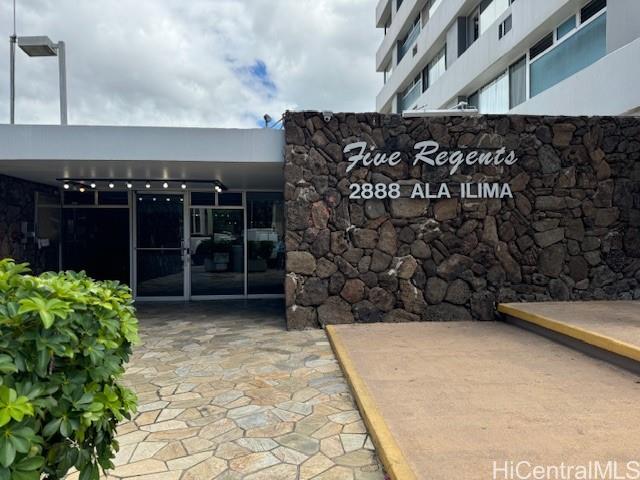 Five Regents condo # 1410, Honolulu, Hawaii - photo 7 of 15