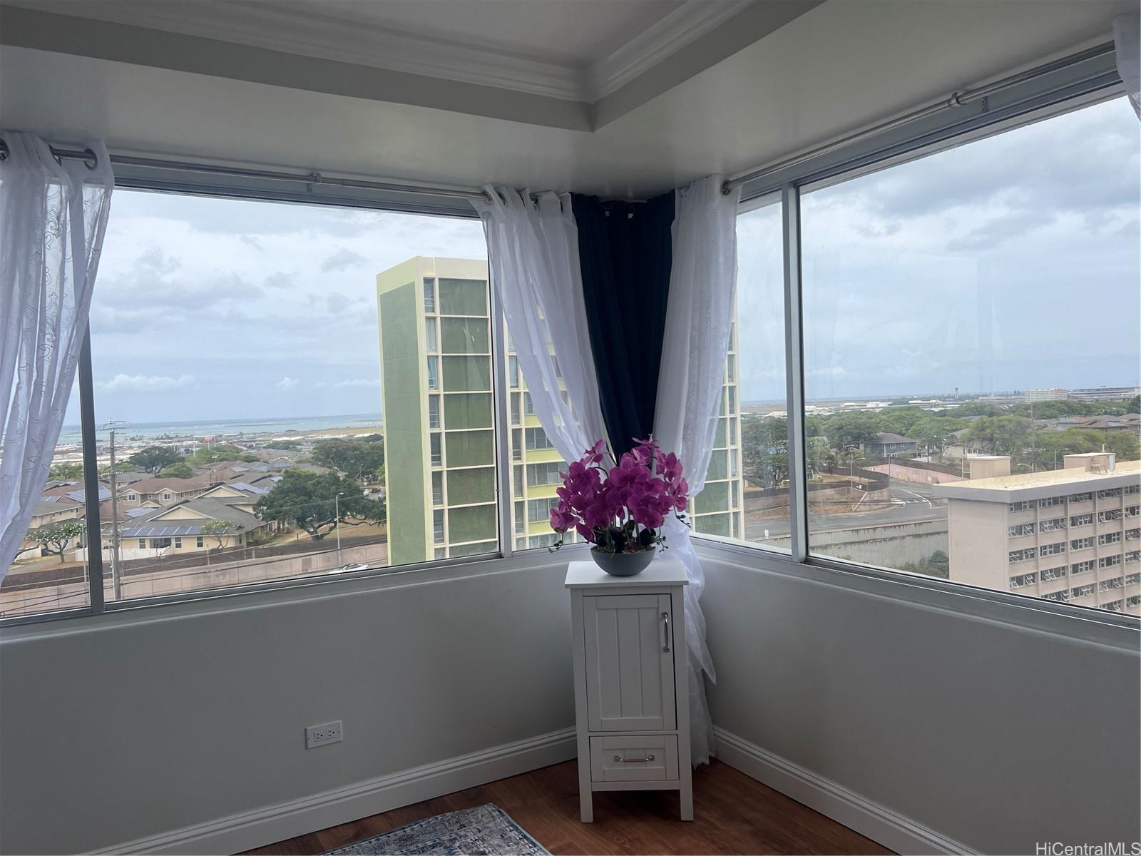 Five Regents condo # 1508, Honolulu, Hawaii - photo 6 of 13