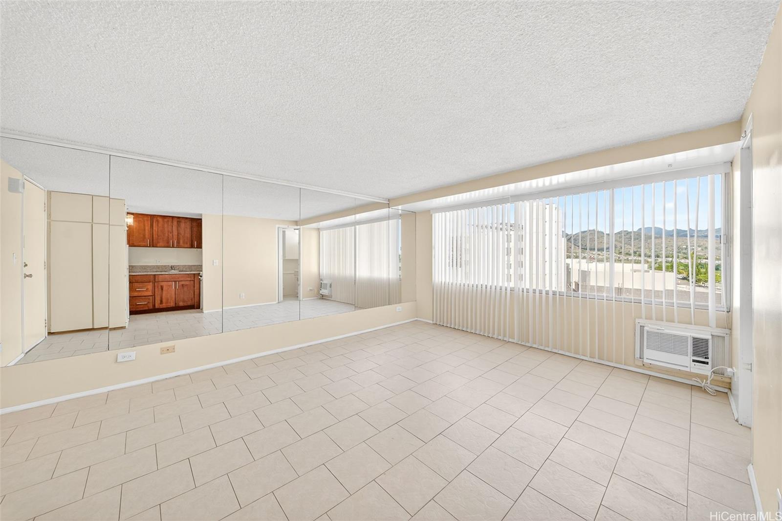 Five Regents condo # 1512, Honolulu, Hawaii - photo 2 of 25