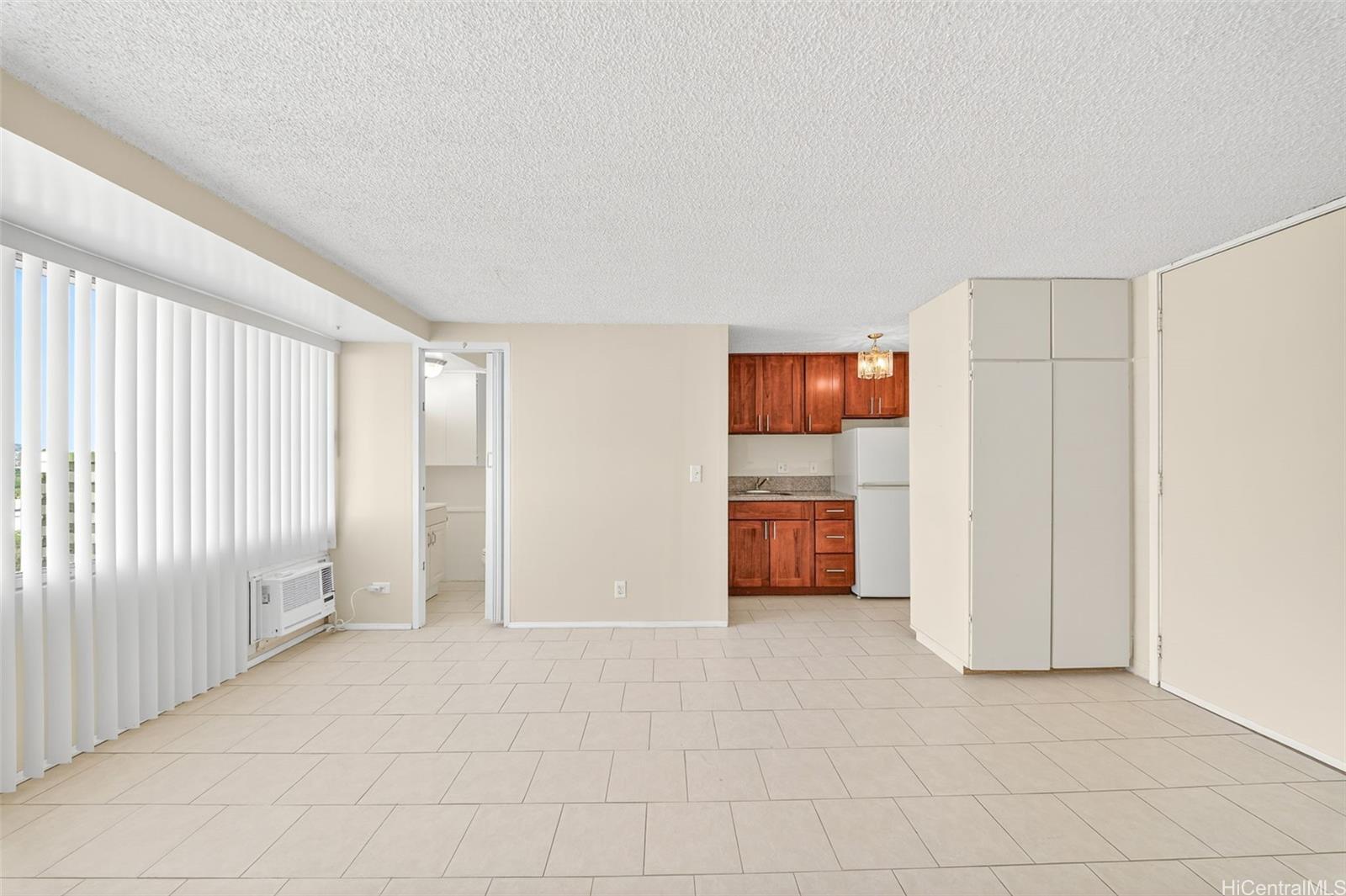 Five Regents condo # 1512, Honolulu, Hawaii - photo 8 of 25