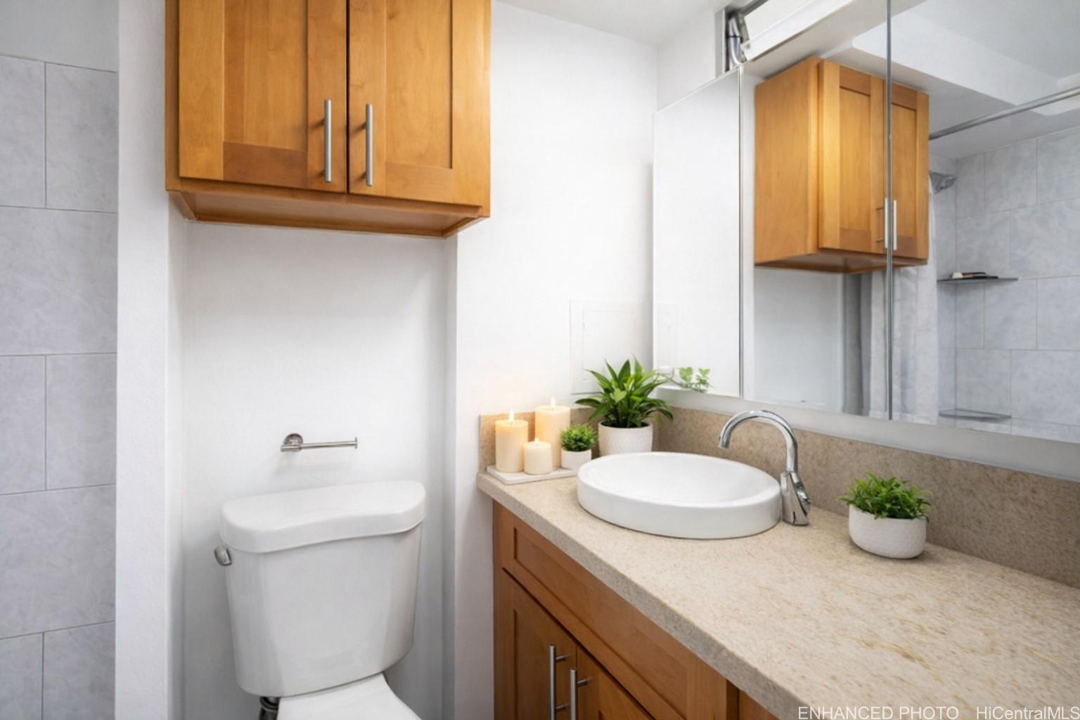 Five Regents condo # 1607, Honolulu, Hawaii - photo 8 of 15