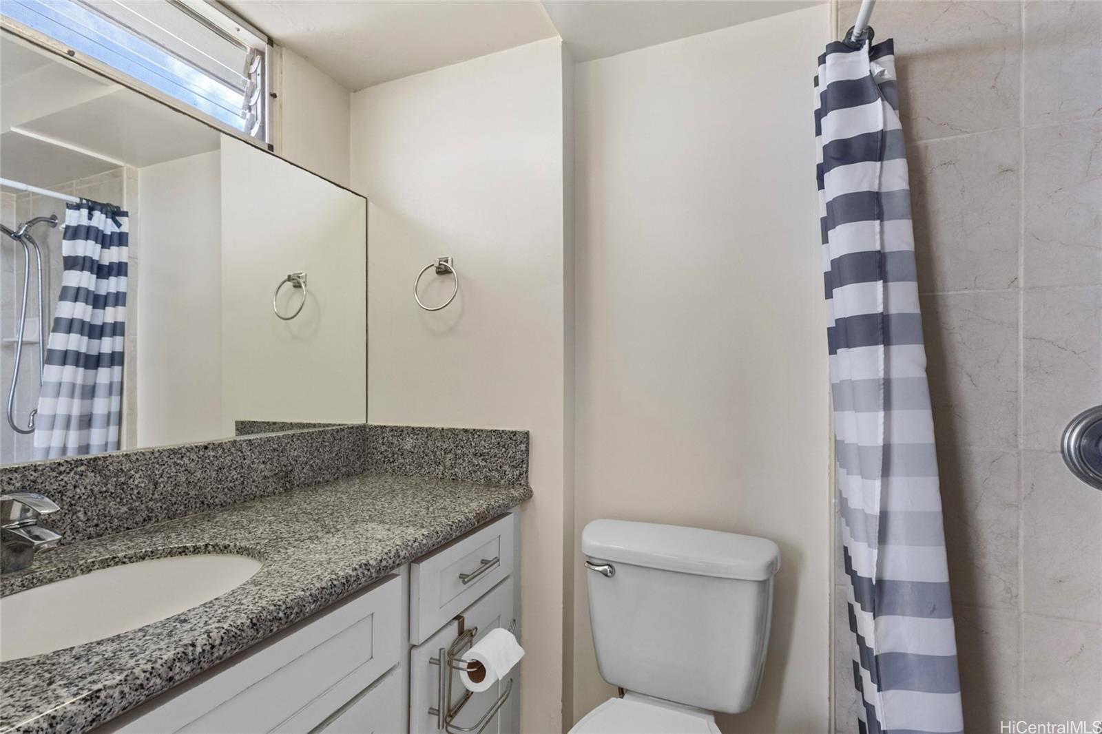 Five Regents condo # 2006, Honolulu, Hawaii - photo 8 of 16